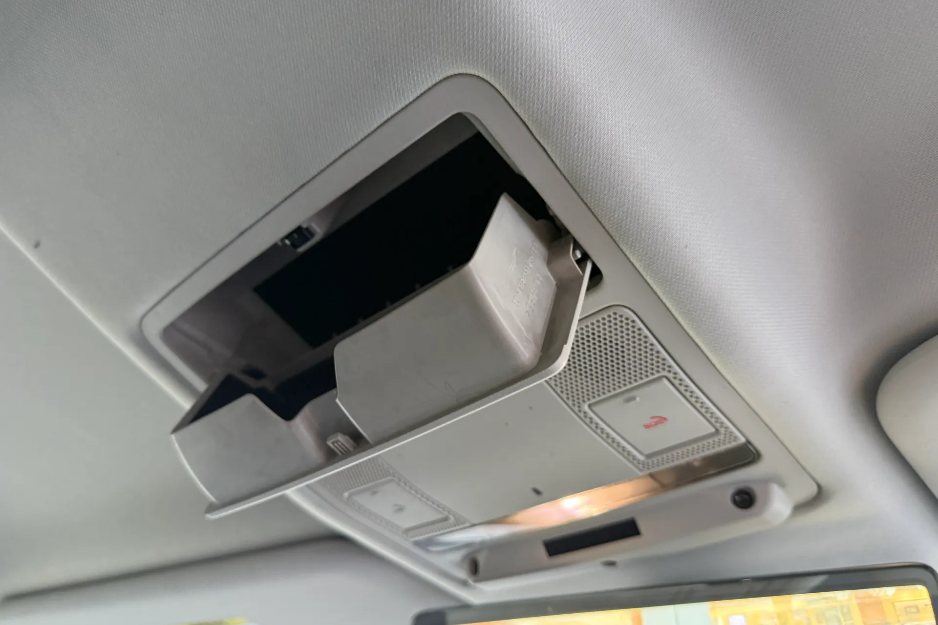 LAND ROVER DEFENDER thumbnail image number 44