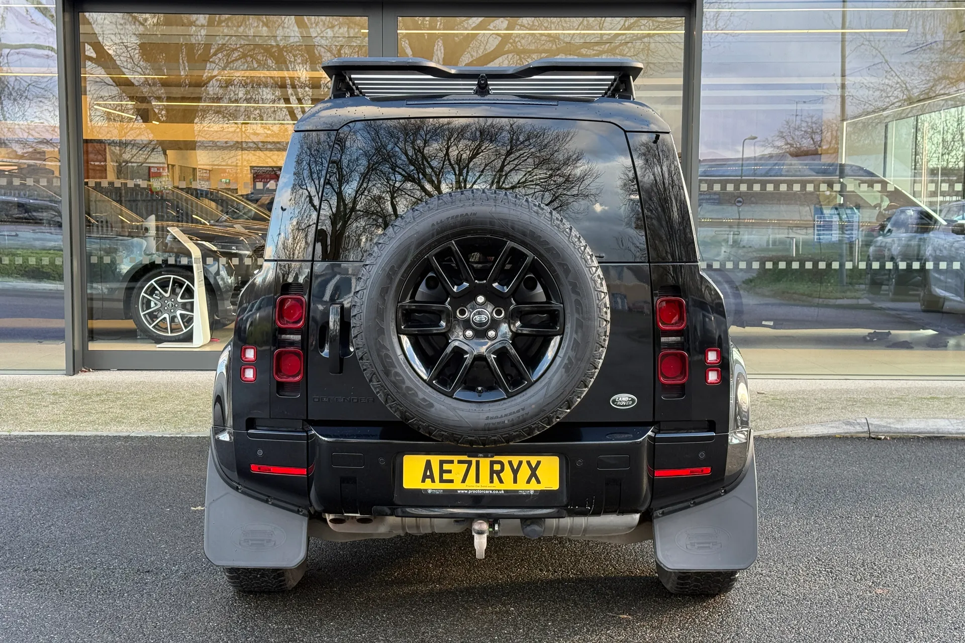 LAND ROVER DEFENDER thumbnail image number 5