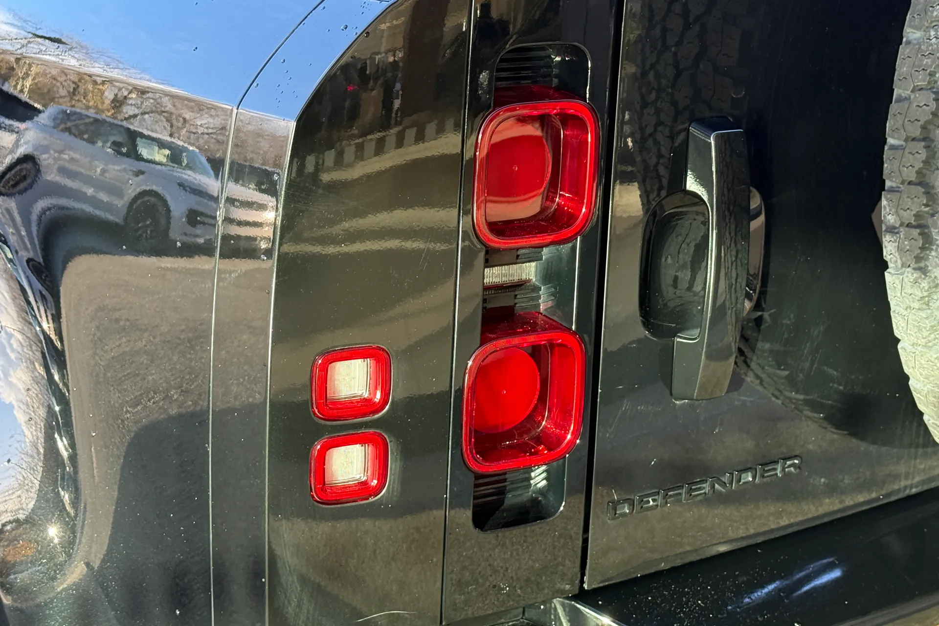 LAND ROVER DEFENDER thumbnail image number 48