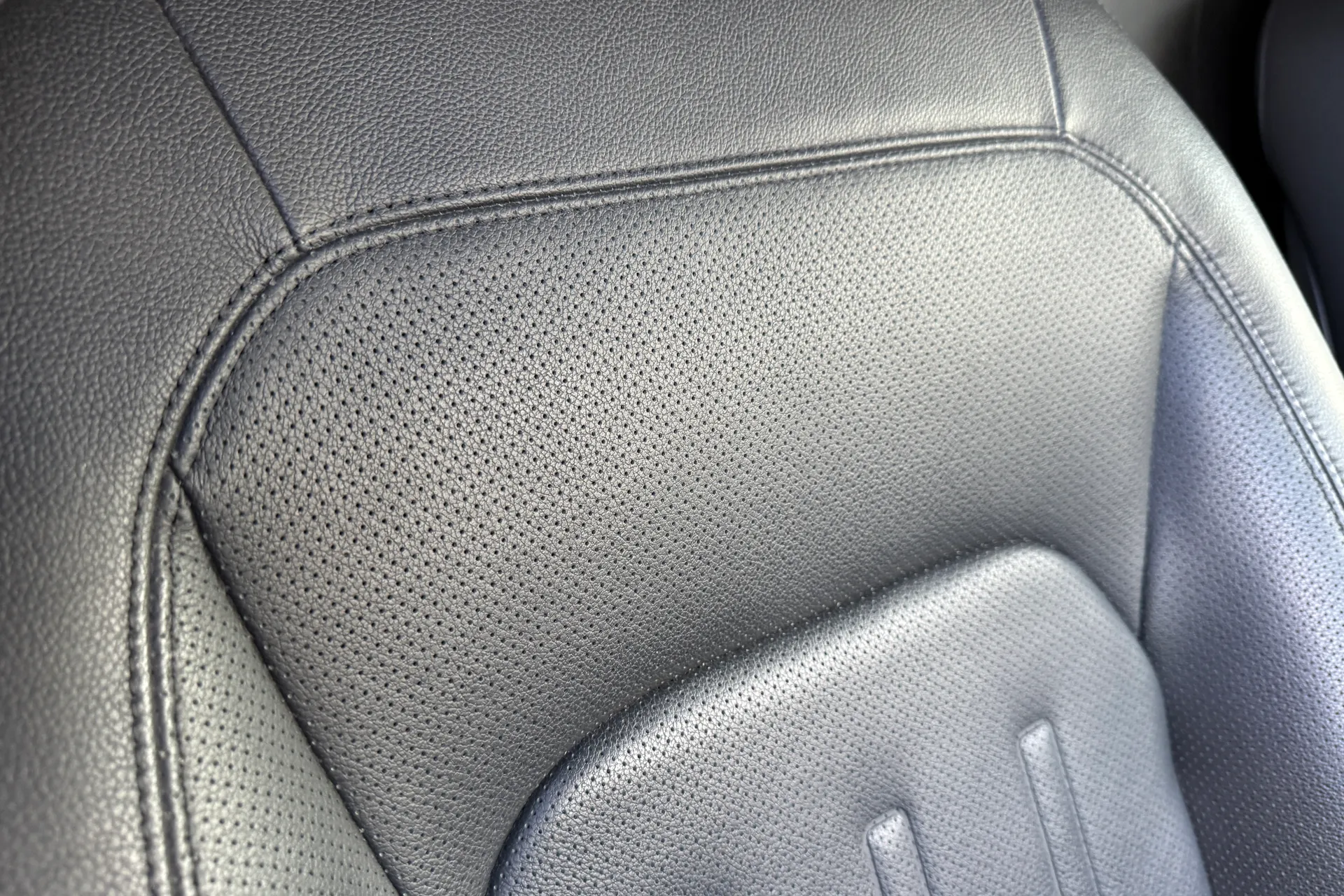 LAND ROVER DEFENDER thumbnail image number 34