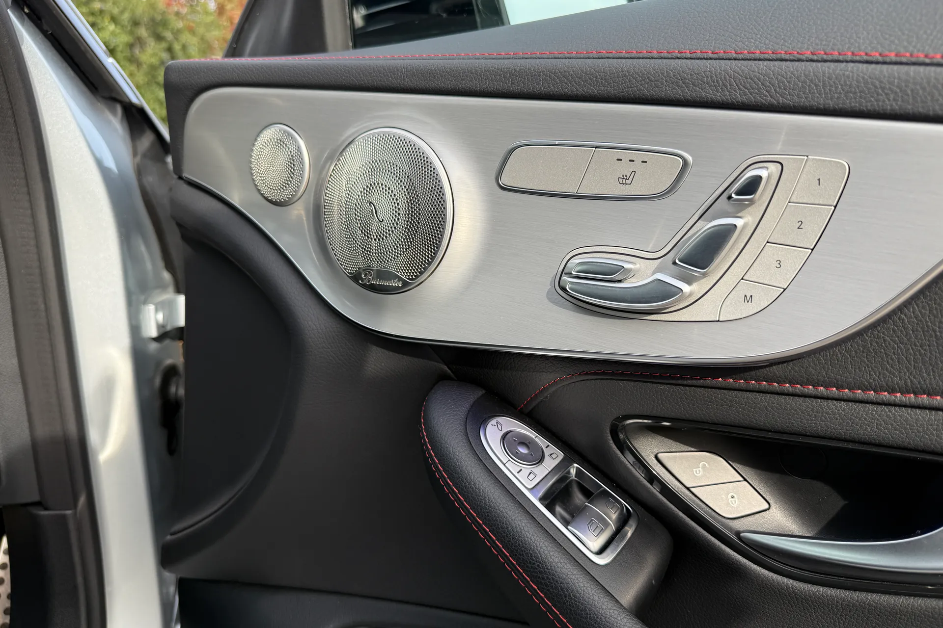 MERCEDES-BENZ C CLASS thumbnail image number 4