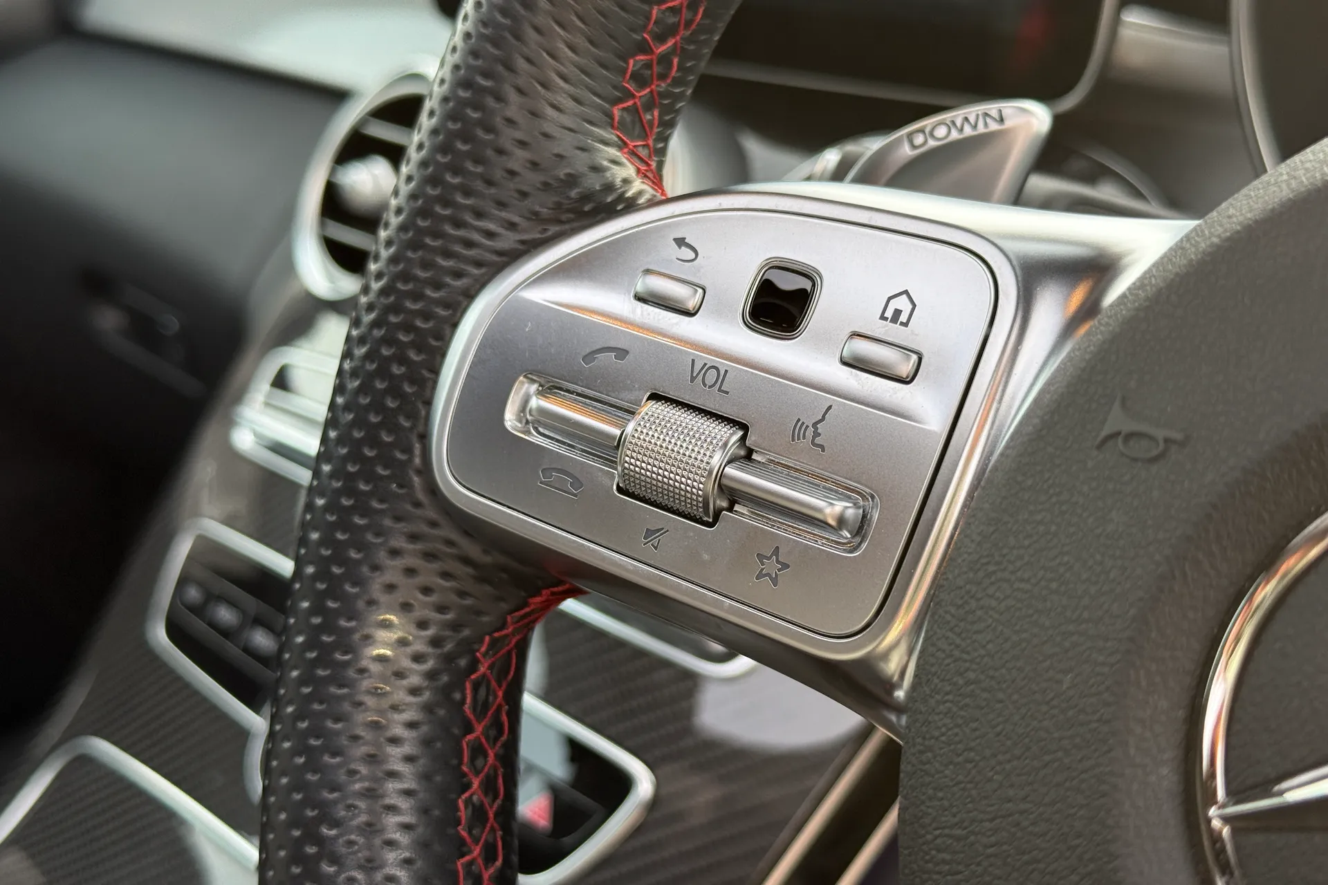 MERCEDES-BENZ C CLASS thumbnail image number 37