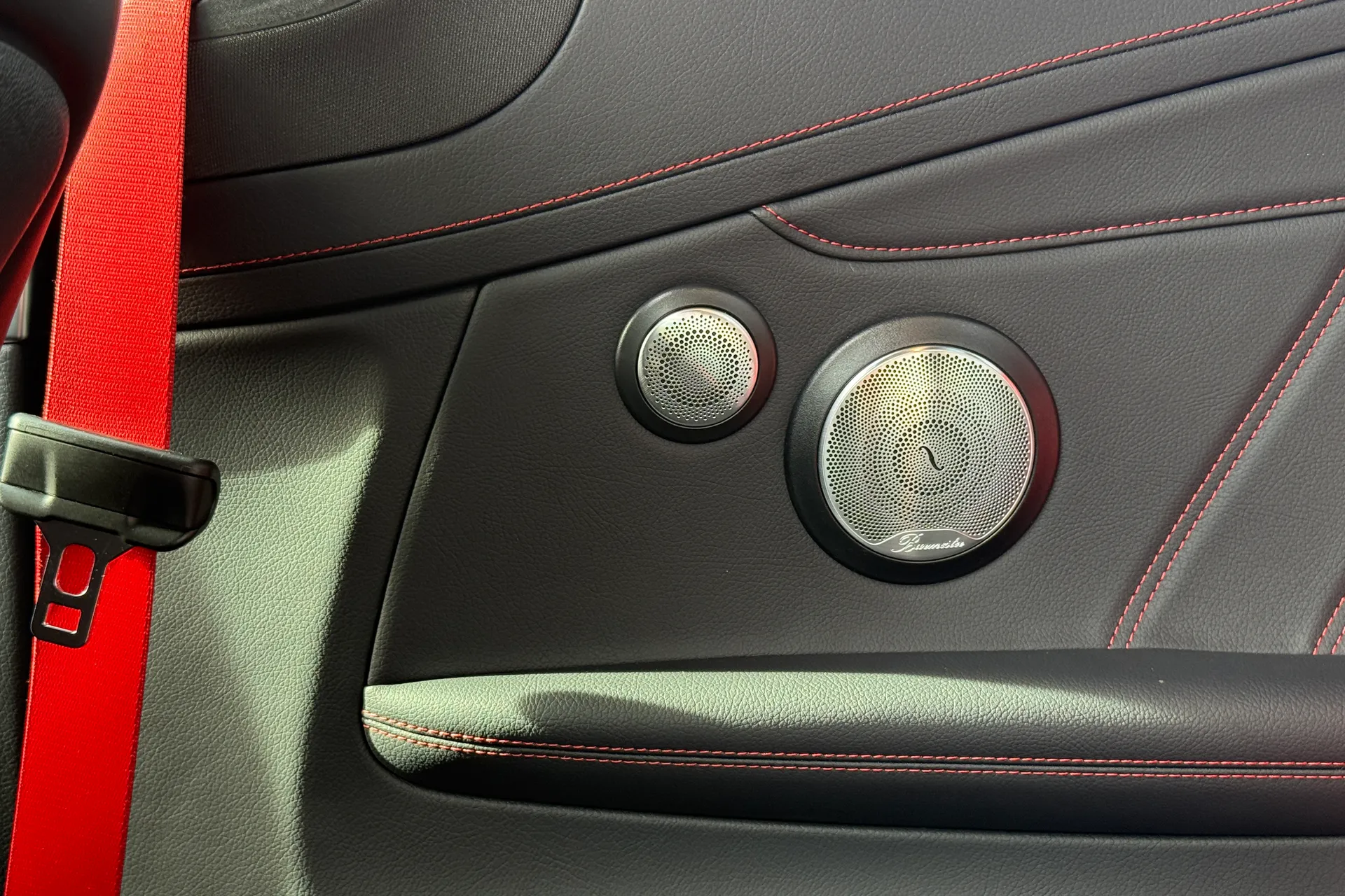 MERCEDES-BENZ C CLASS thumbnail image number 33