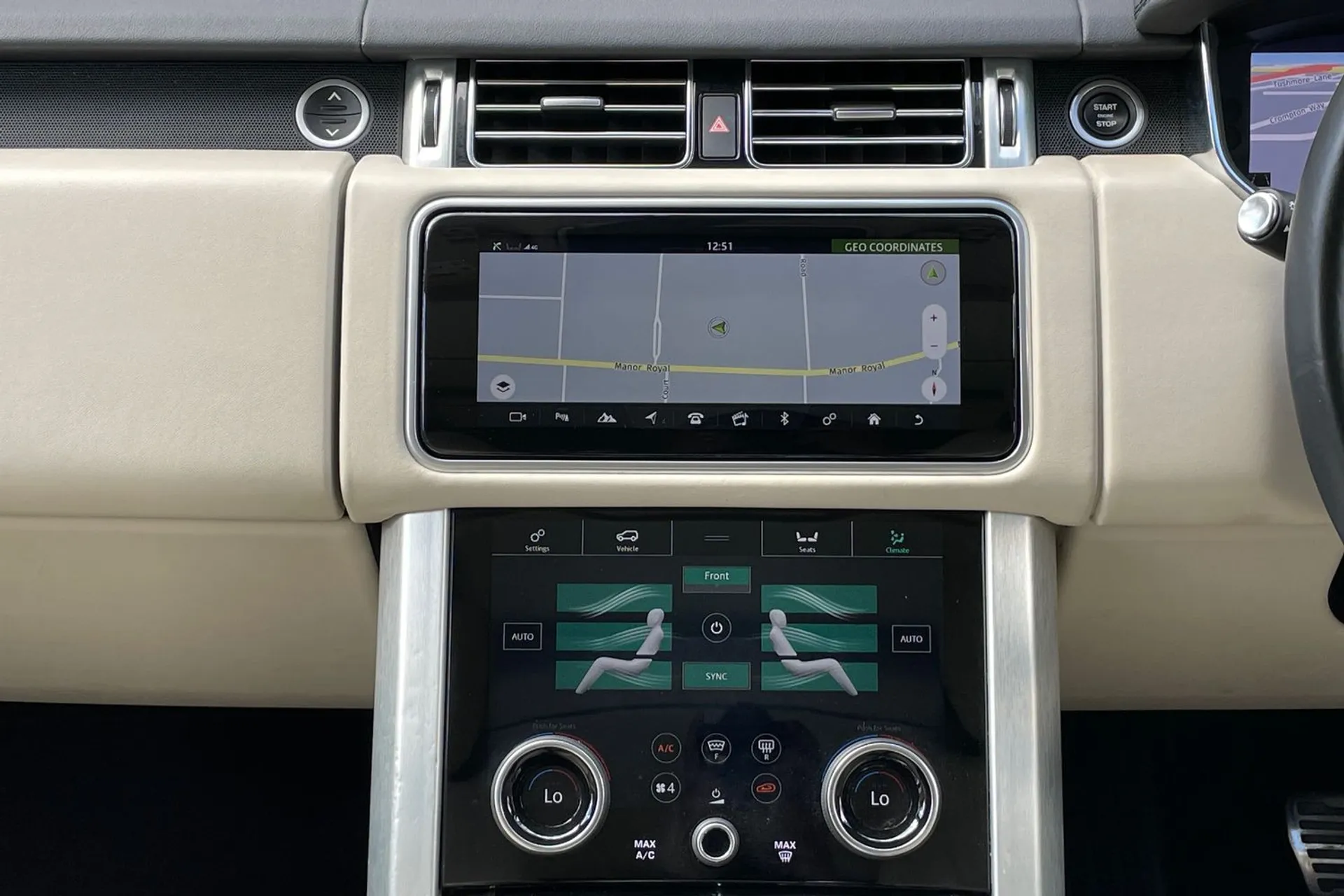 LAND ROVER RANGE ROVER thumbnail image number 16