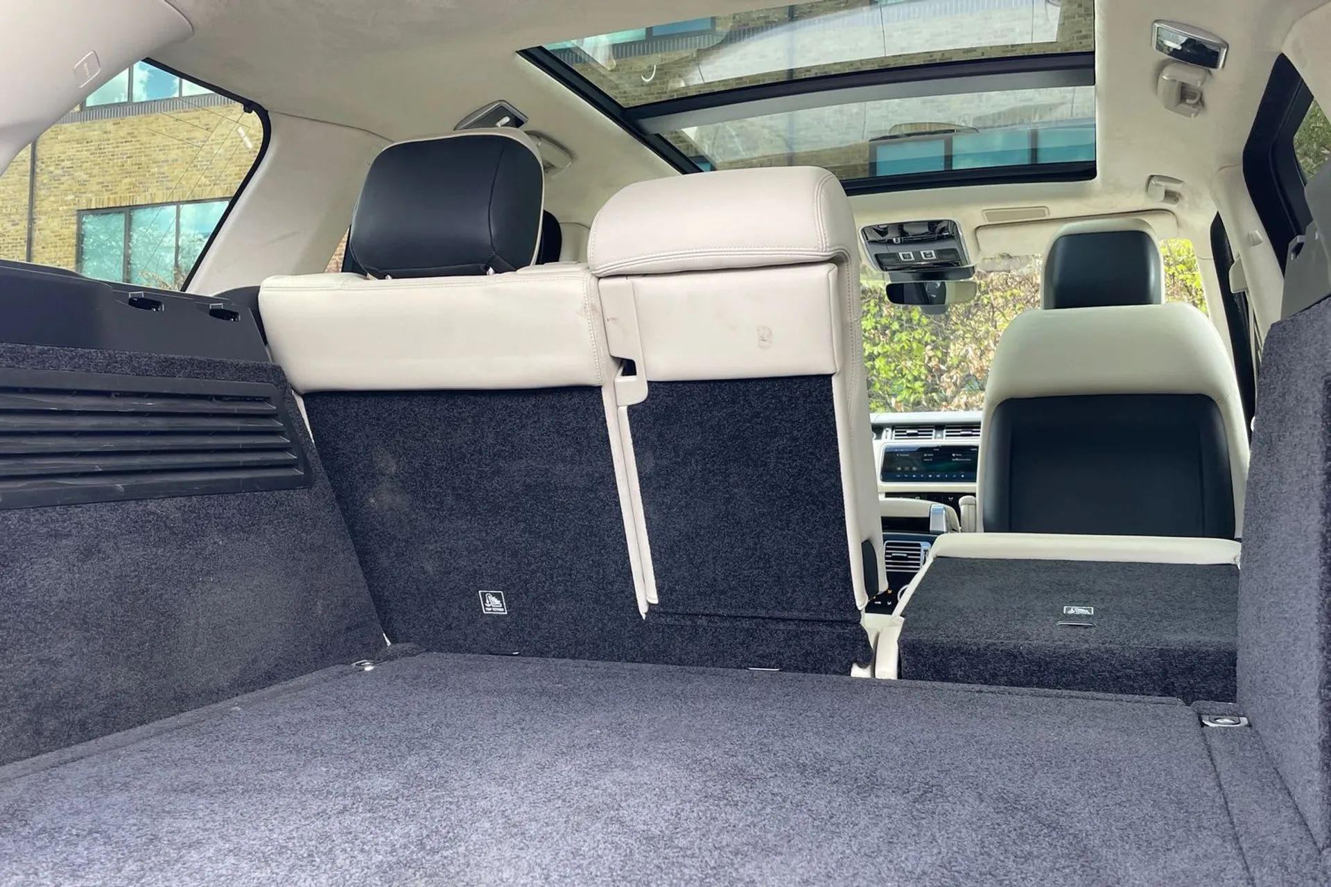 LAND ROVER RANGE ROVER thumbnail image number 26