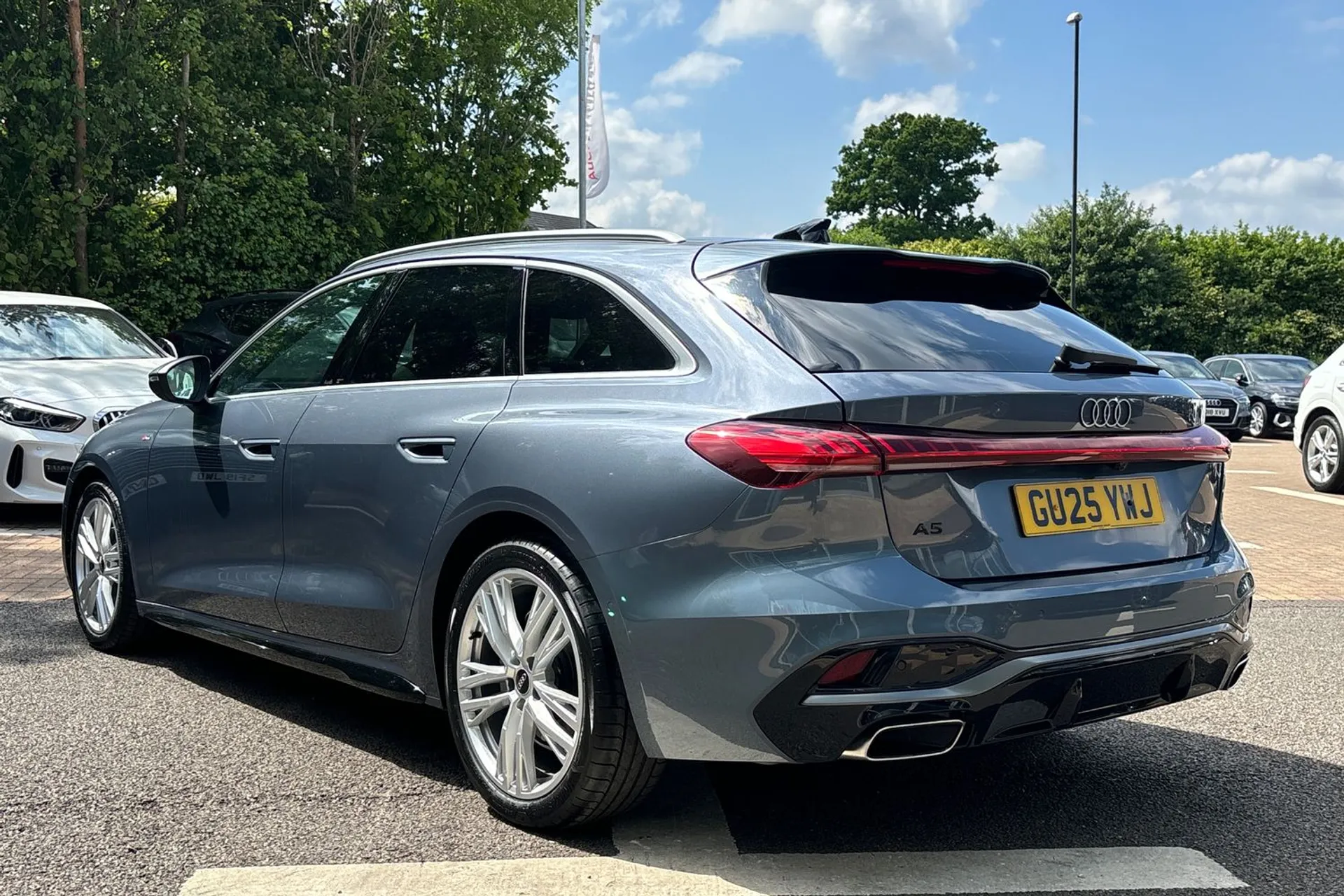 Audi A5 thumbnail image number 9