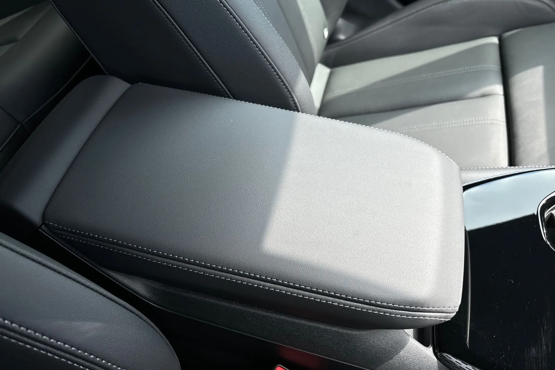 Audi A5 thumbnail image number 40