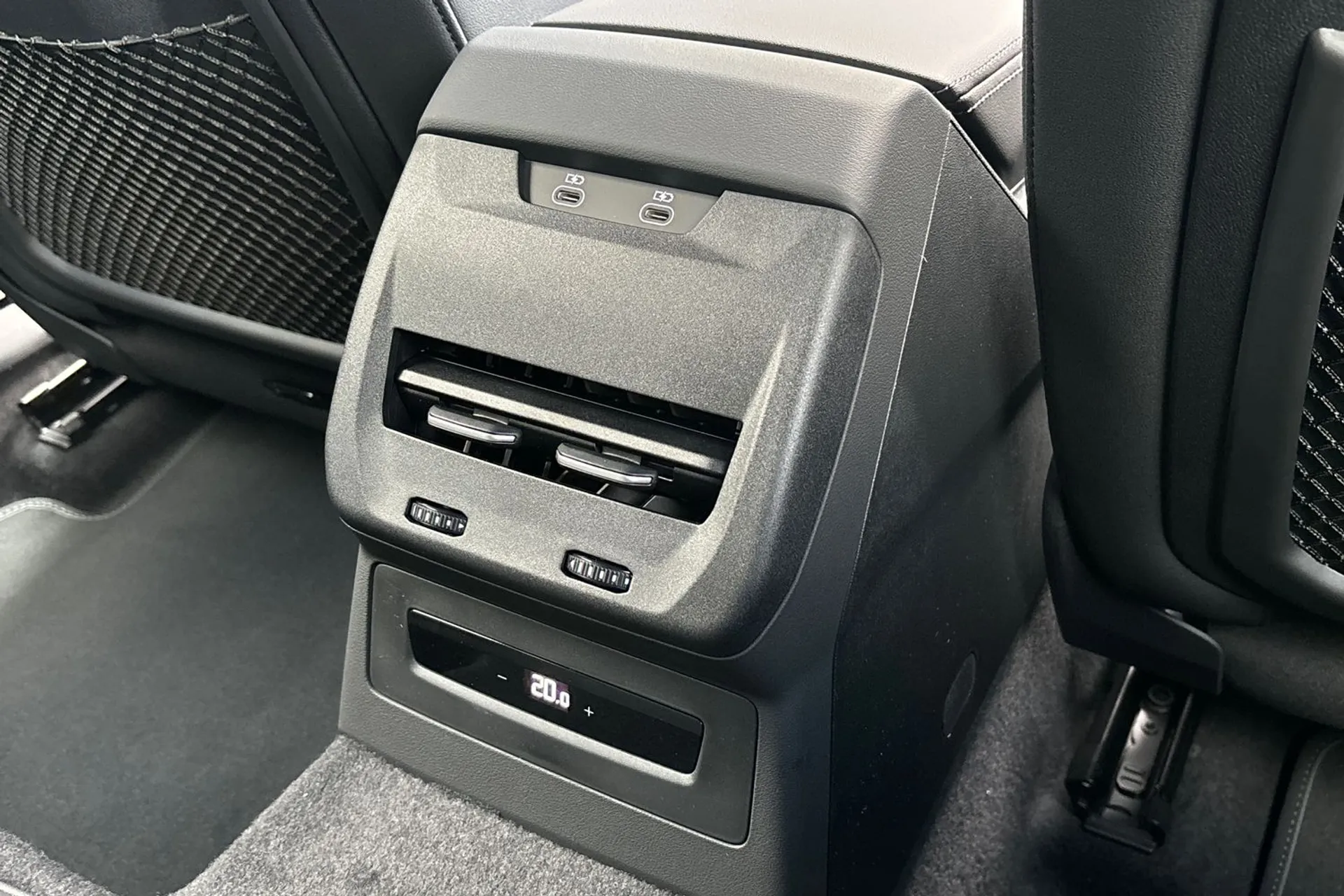 Audi A5 thumbnail image number 47