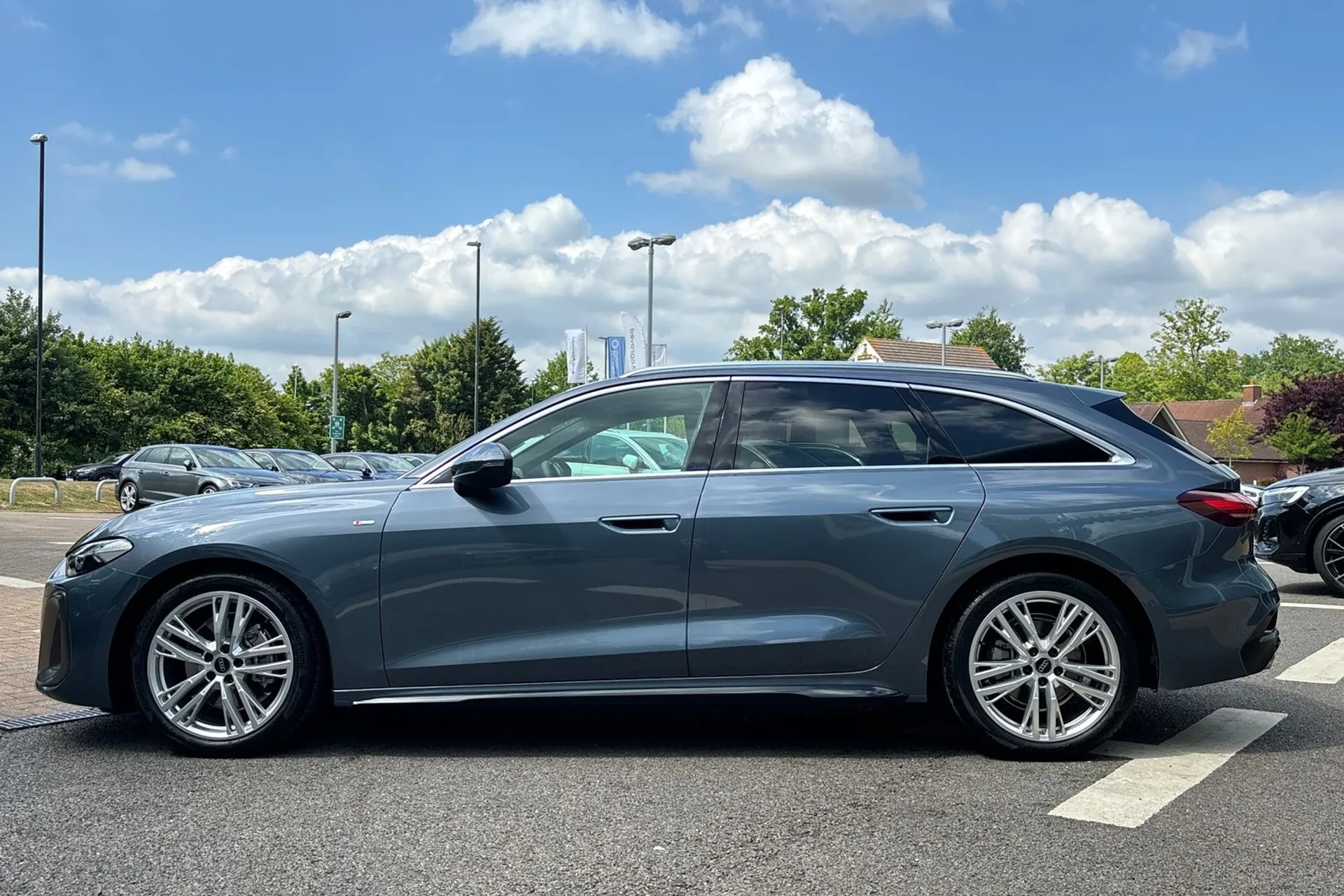 Audi A5 thumbnail image number 10