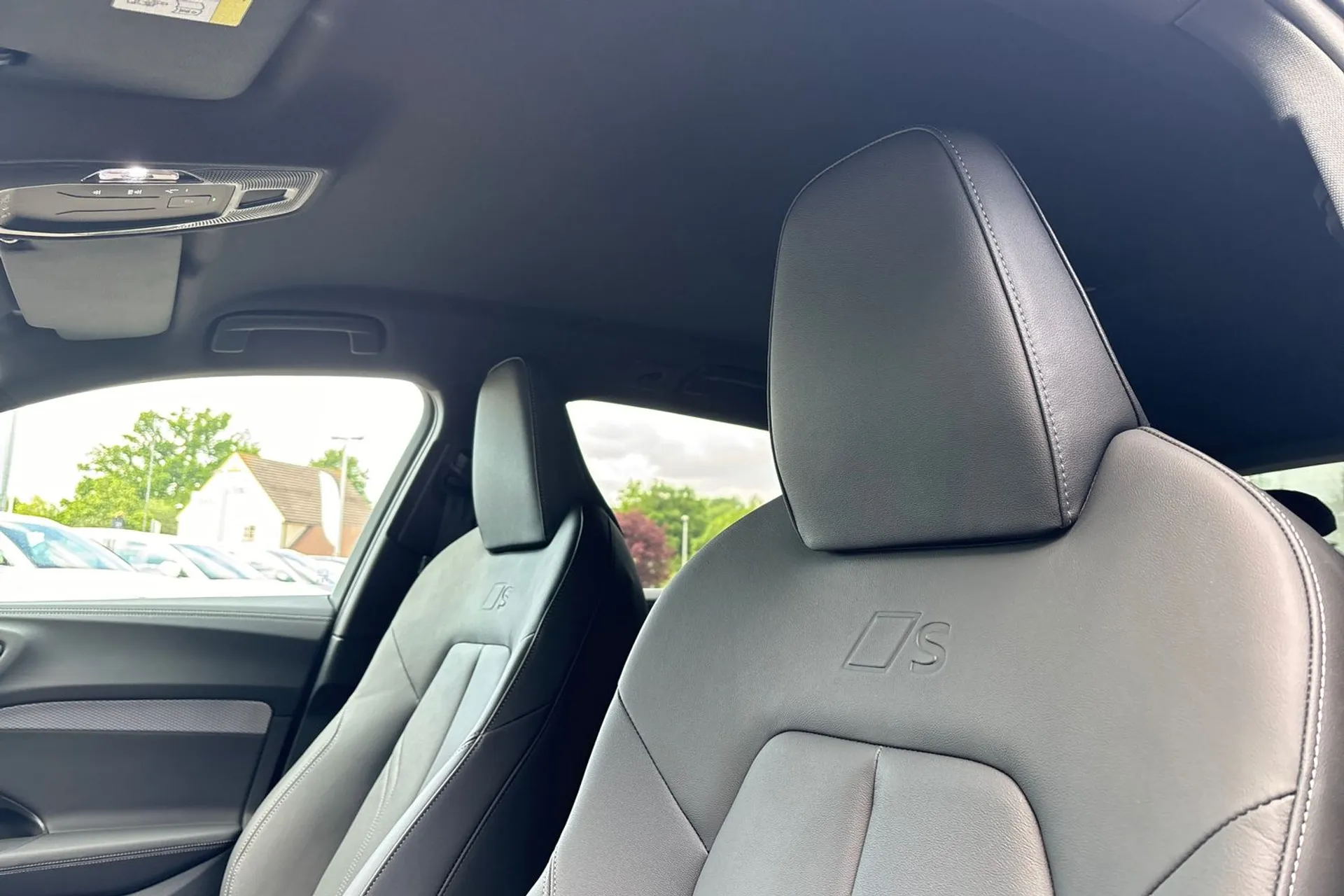 Audi A5 thumbnail image number 29