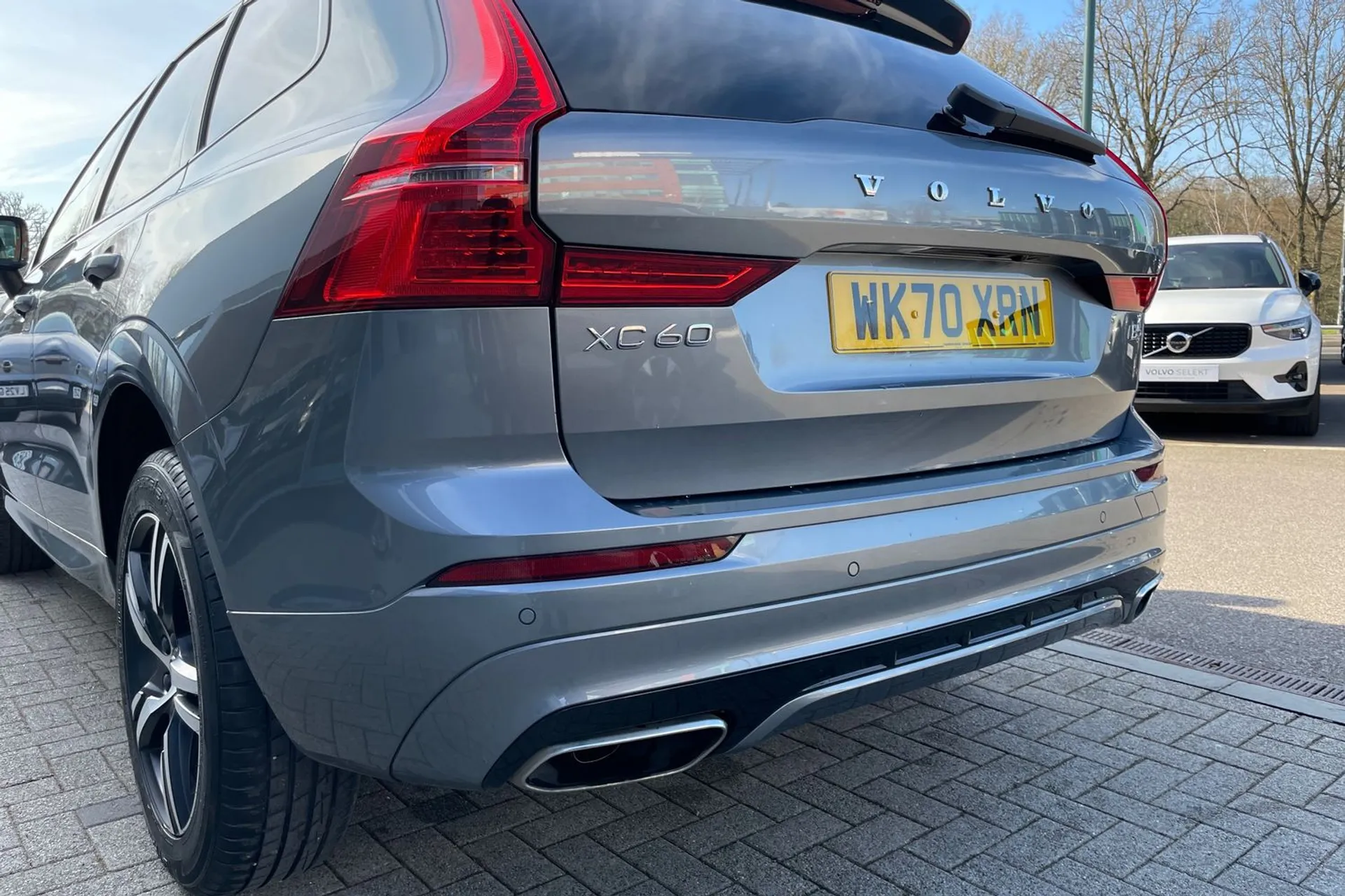 Volvo XC60 thumbnail image number 17