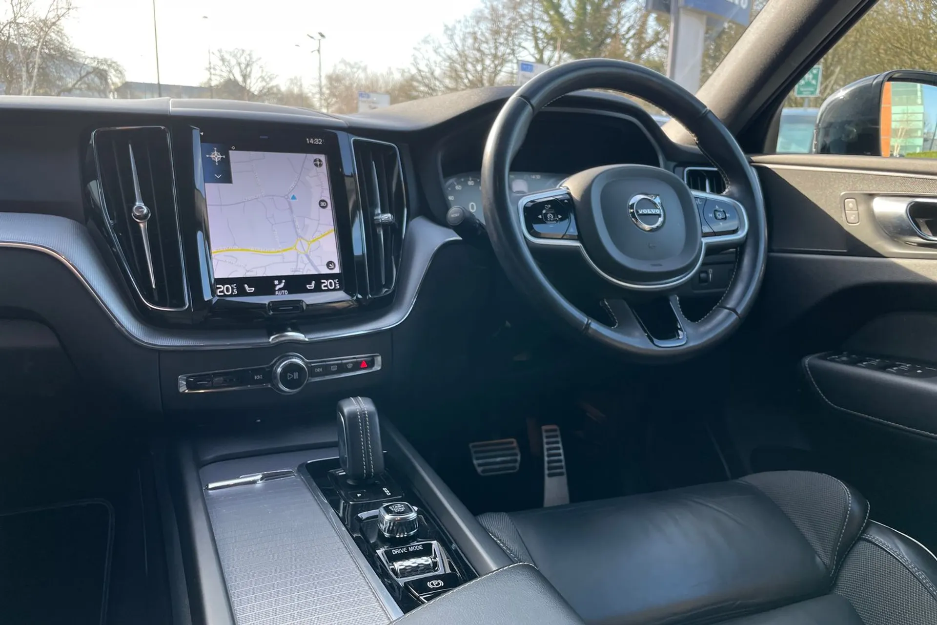Volvo XC60 thumbnail image number 34