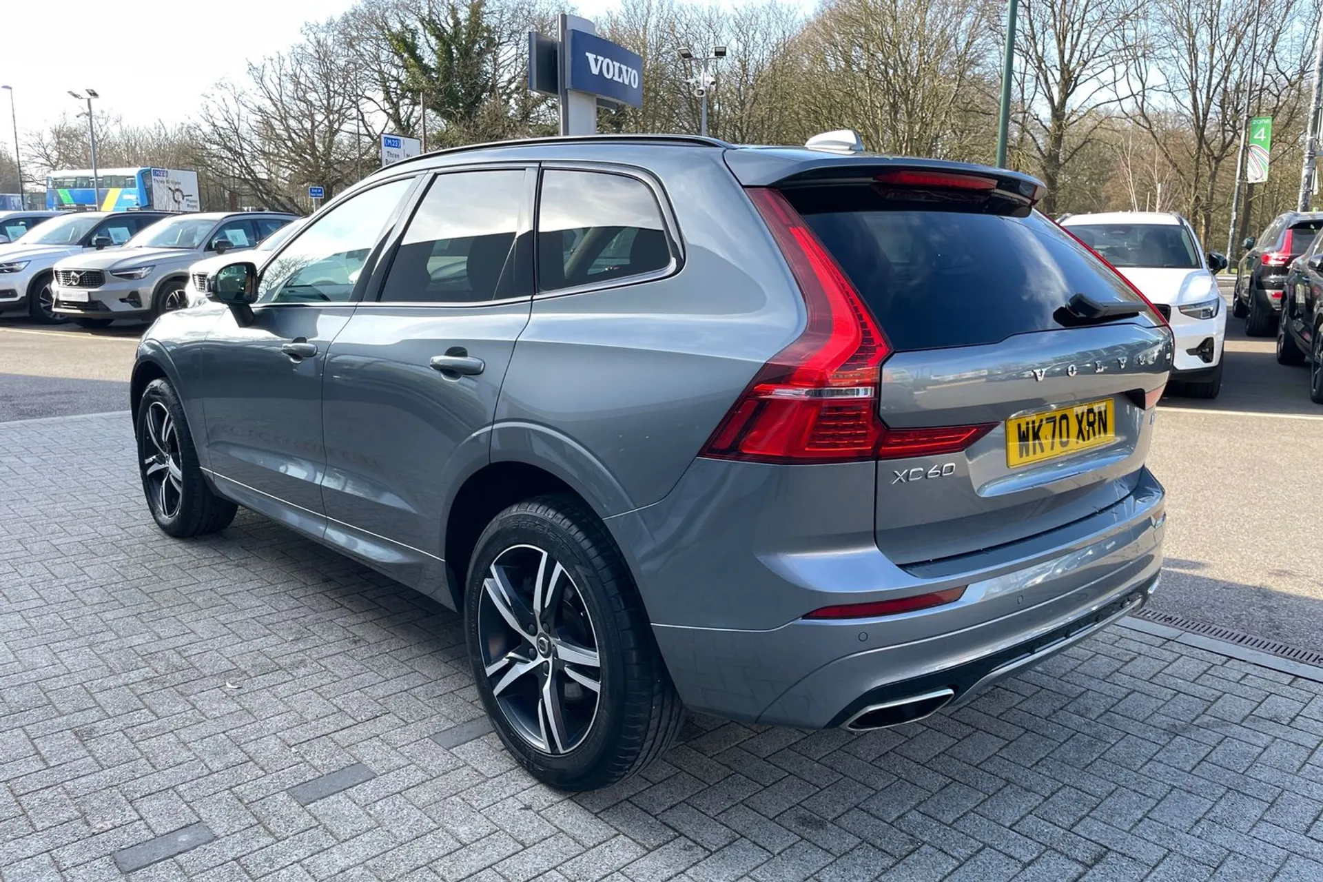 Volvo XC60 thumbnail image number 9