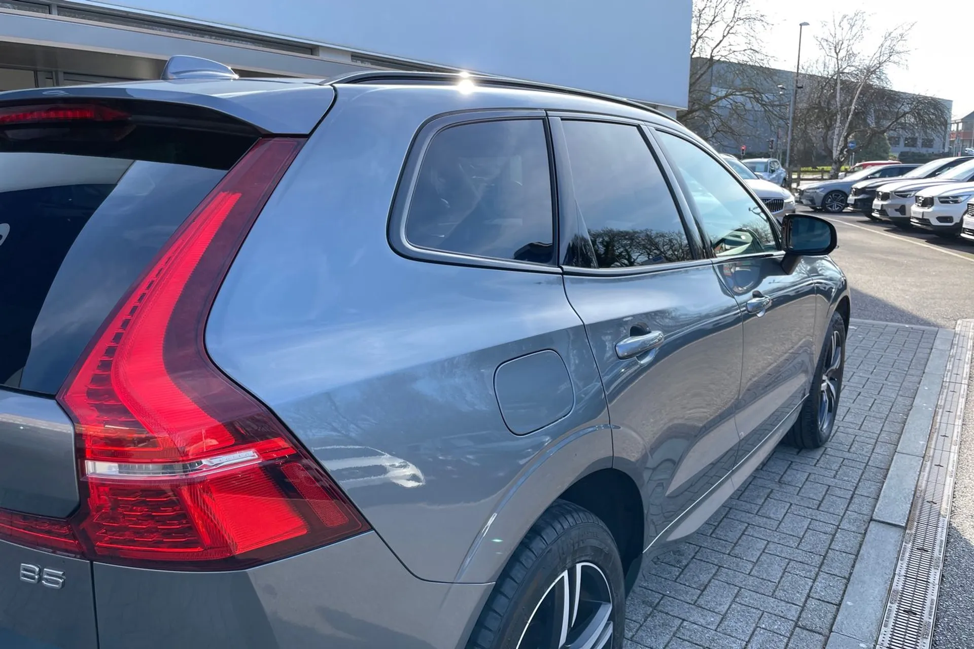 Volvo XC60 thumbnail image number 14