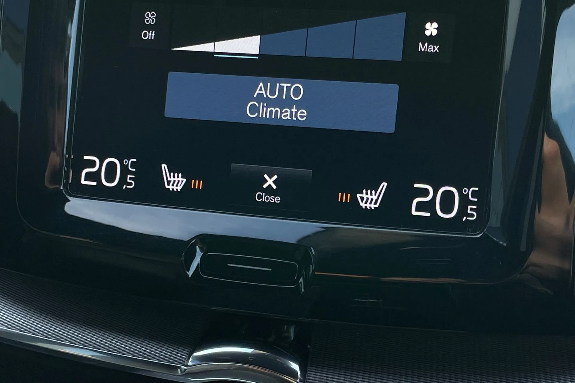 Volvo XC60 thumbnail image number 39