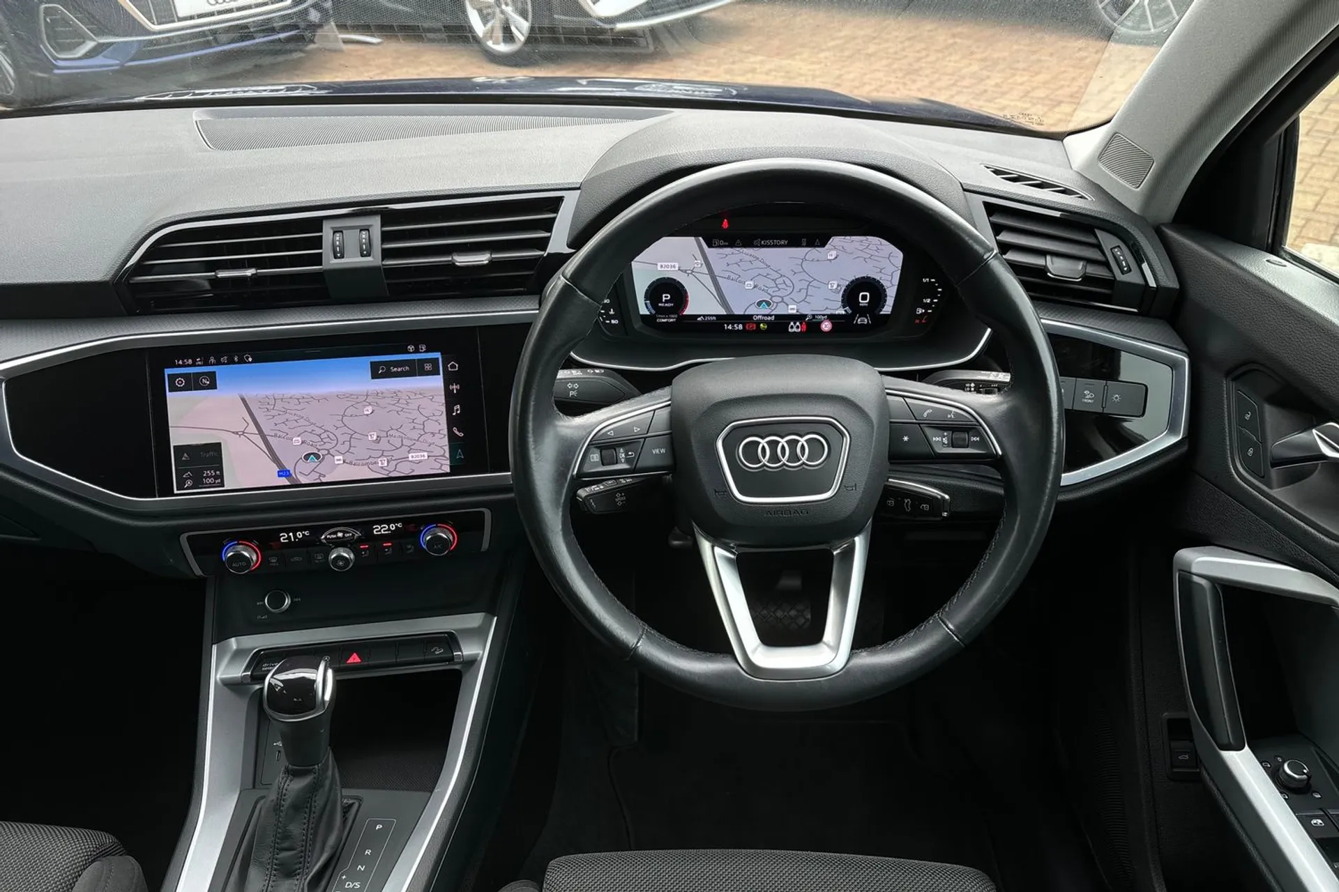 Audi Q3 thumbnail image number 34
