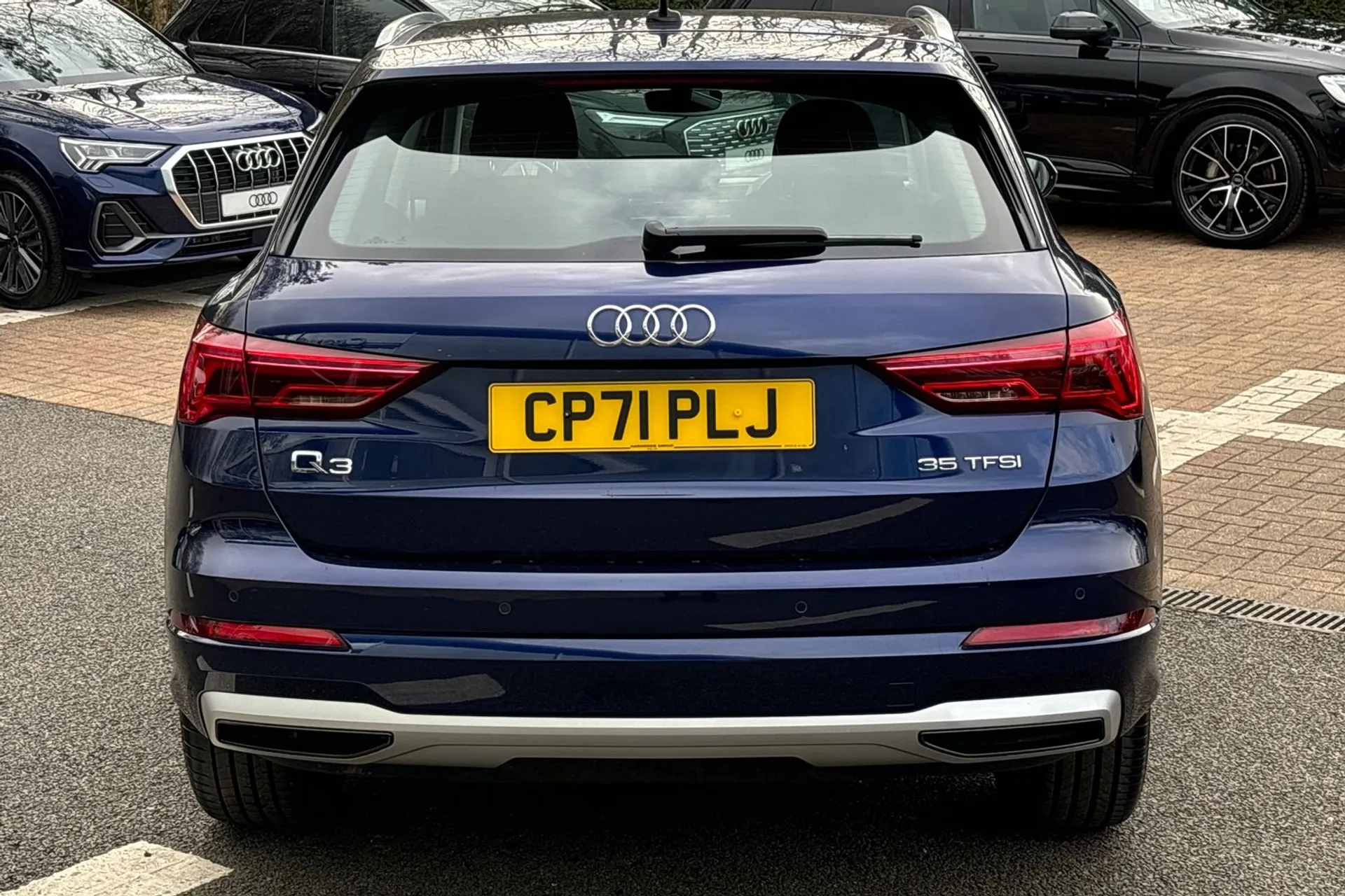 Audi Q3 thumbnail image number 7