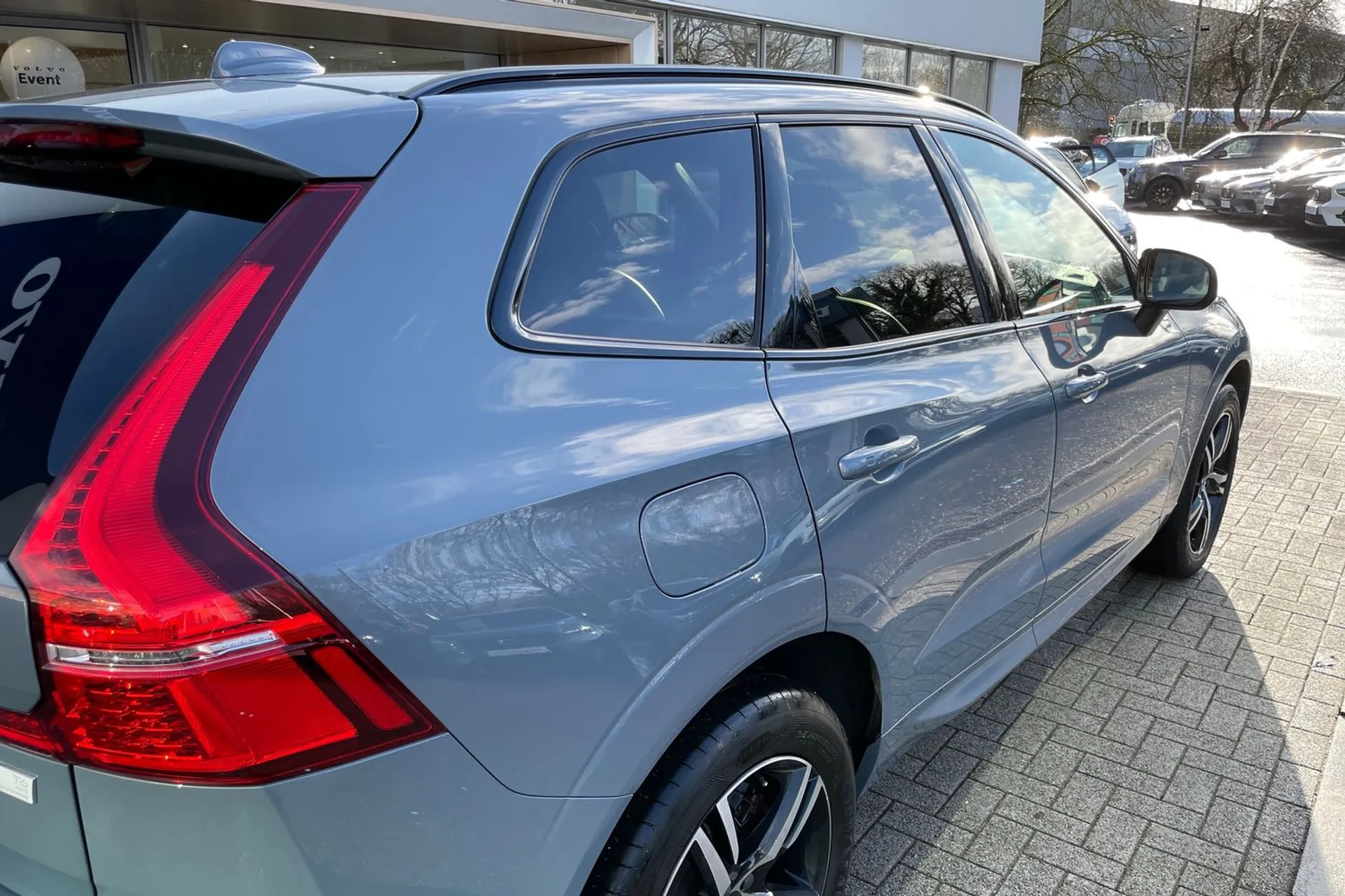 Volvo XC60 thumbnail image number 14