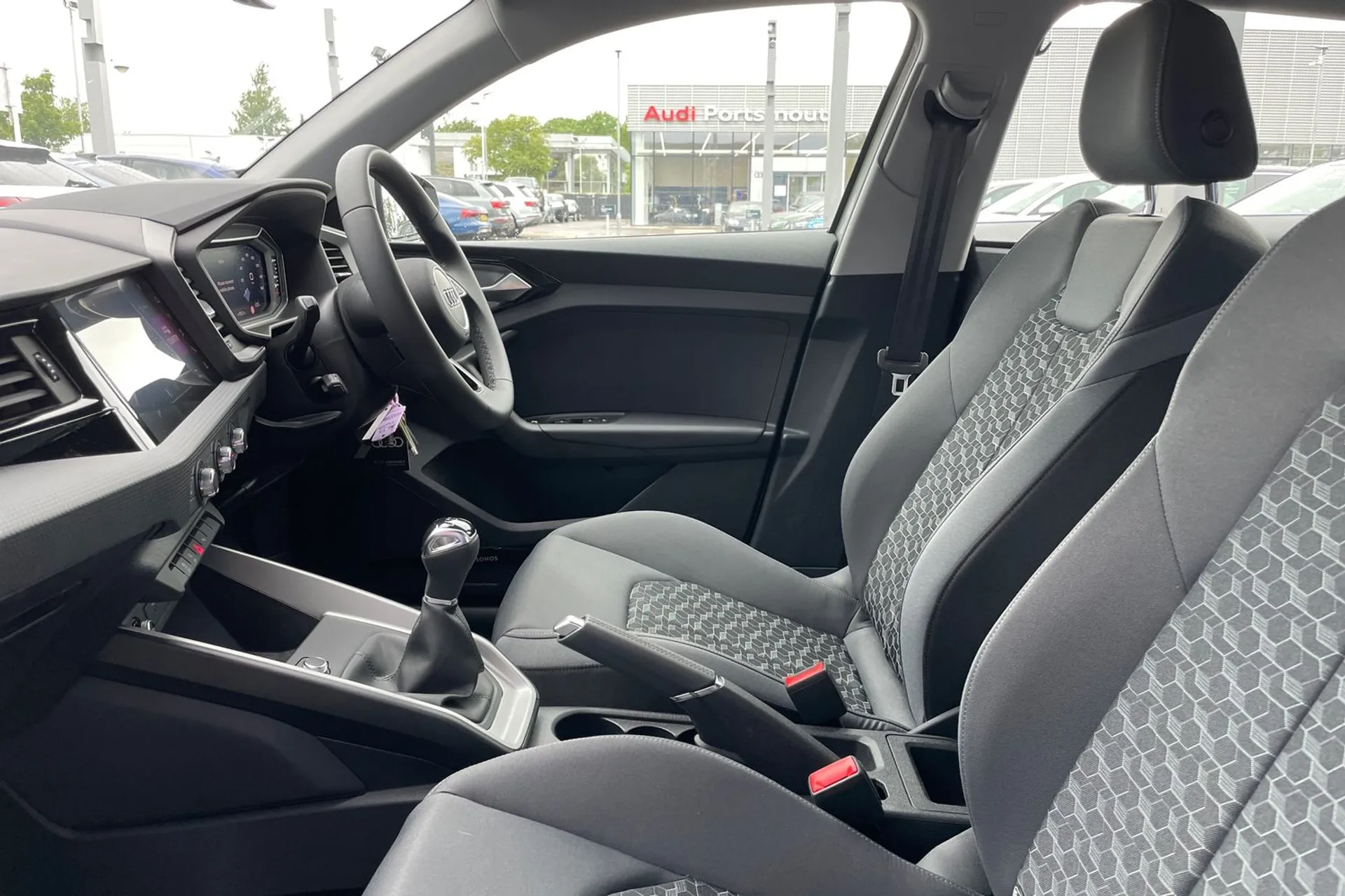 Audi A1 thumbnail image number 32