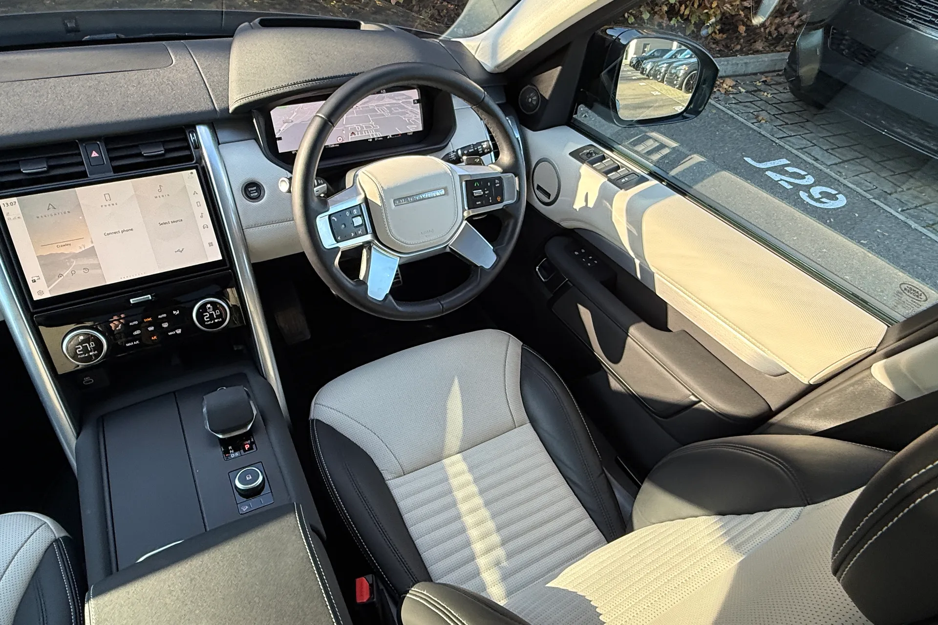 LAND ROVER DISCOVERY thumbnail image number 29