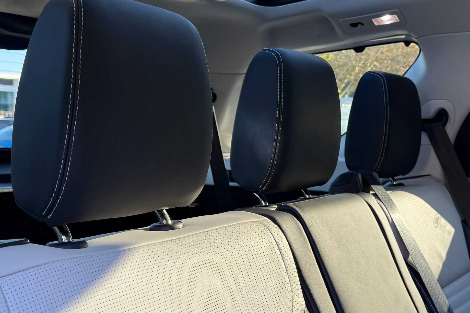 LAND ROVER DISCOVERY thumbnail image number 36