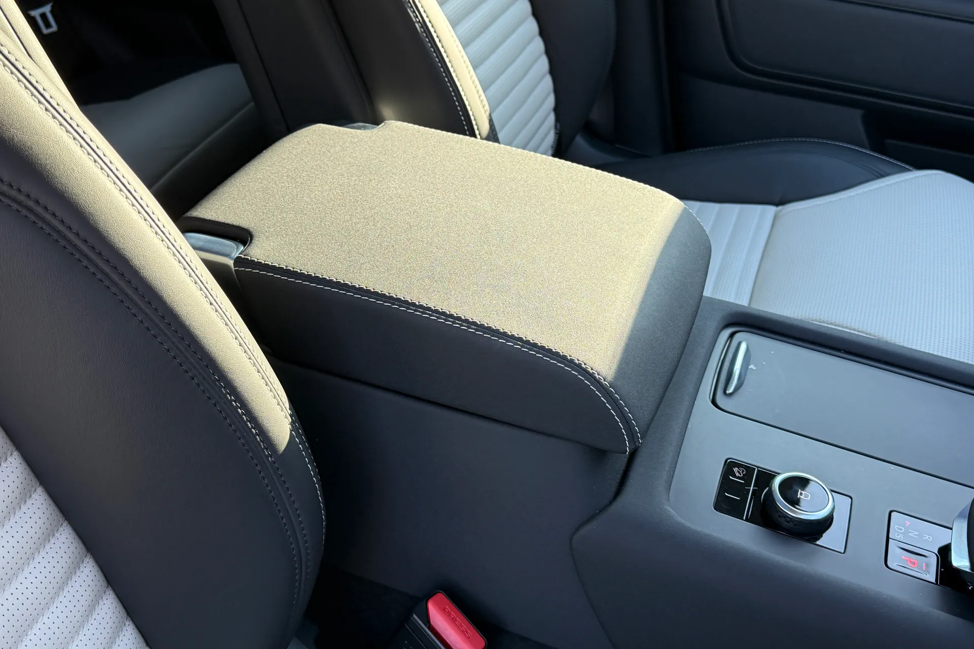 LAND ROVER DISCOVERY thumbnail image number 27