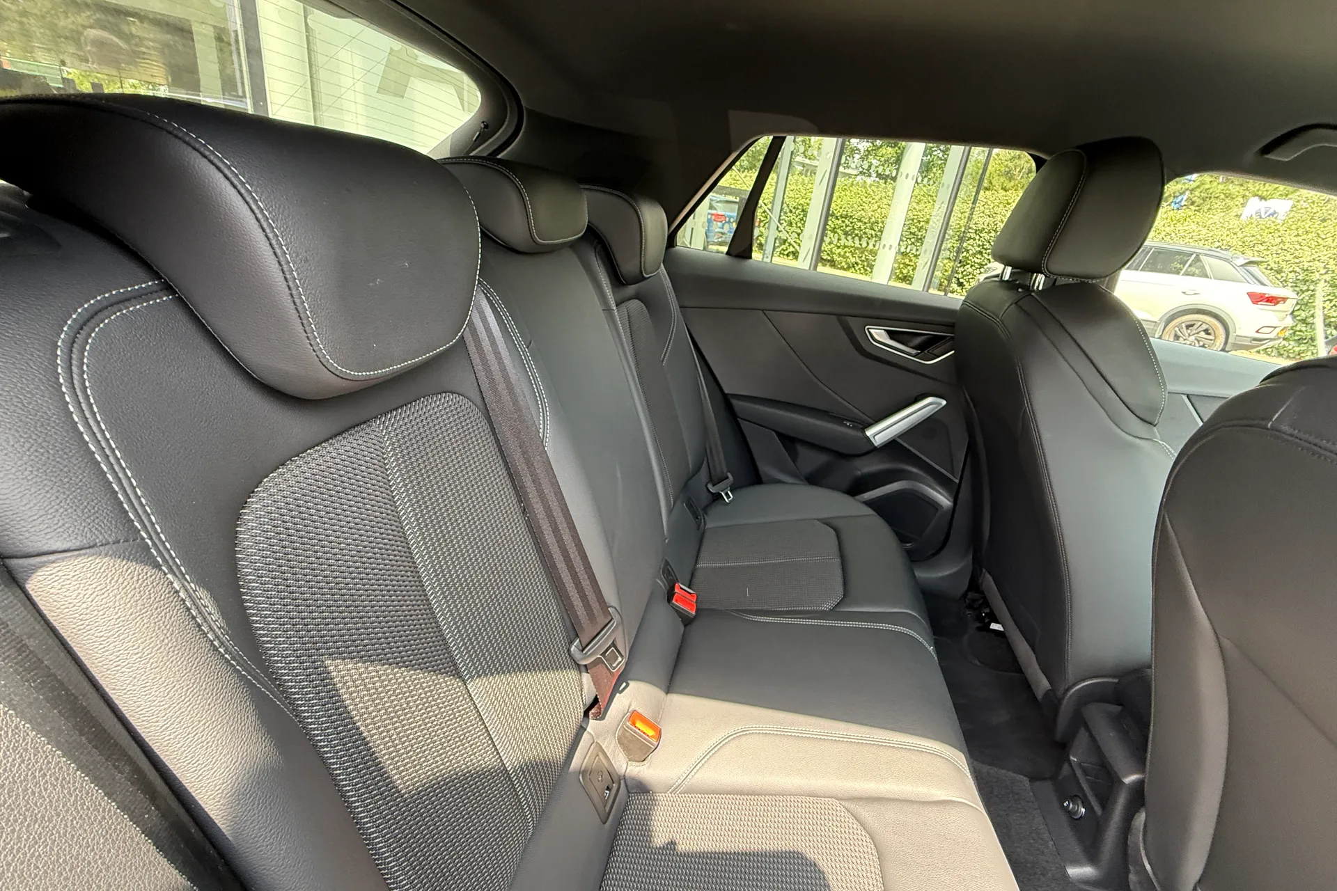 Audi Q2 thumbnail image number 40