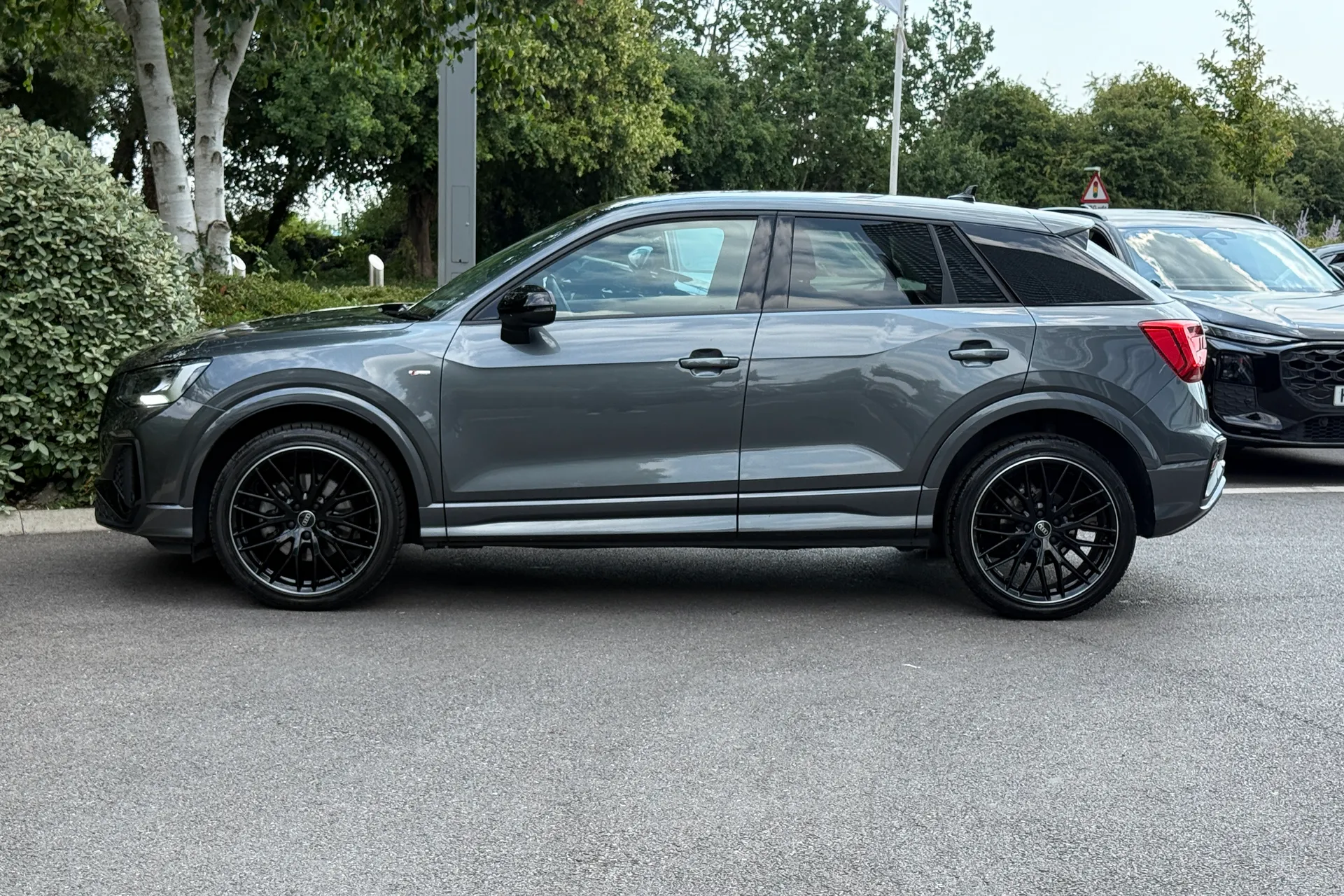 Audi Q2 thumbnail image number 30