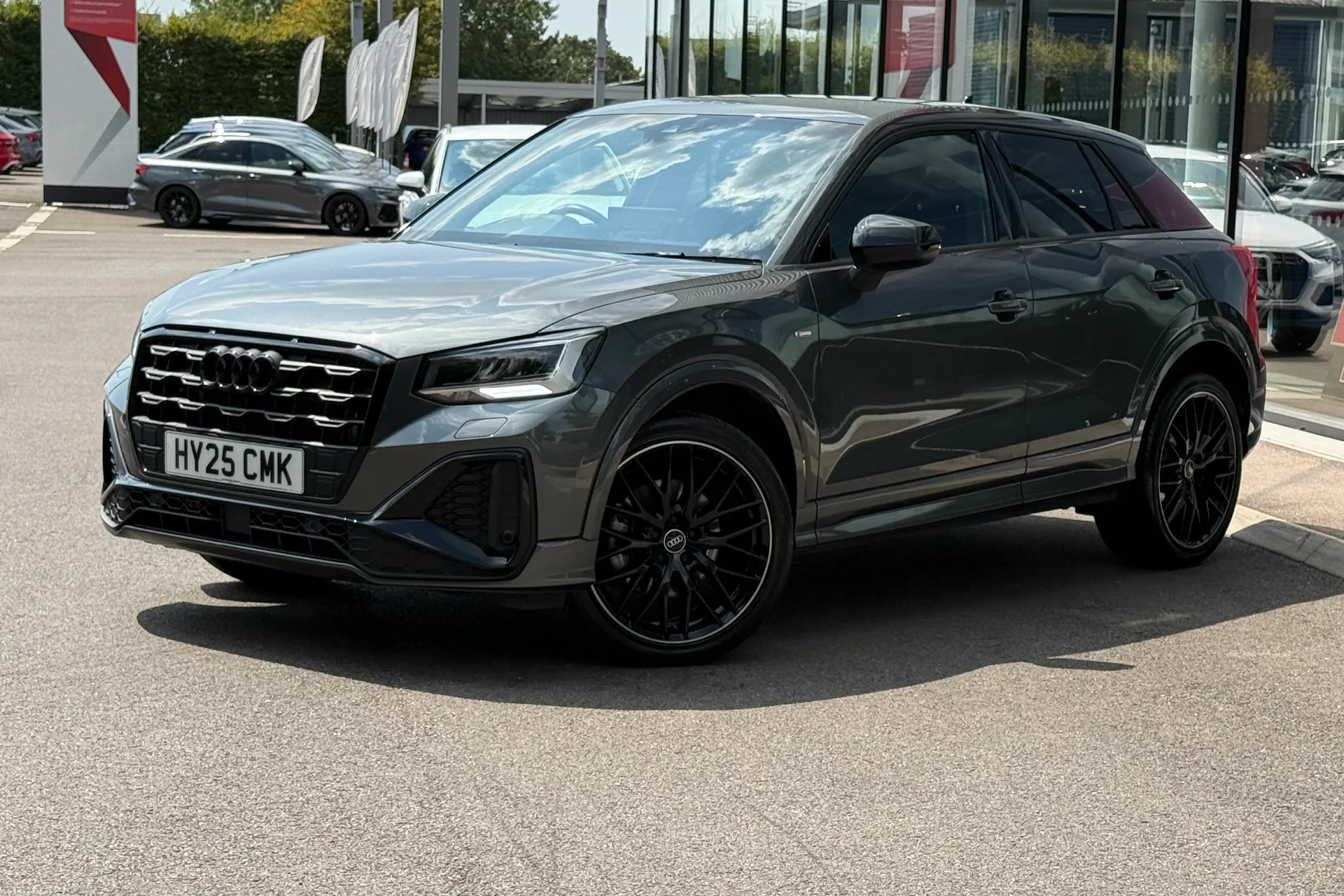 Audi Q2 thumbnail image number 7