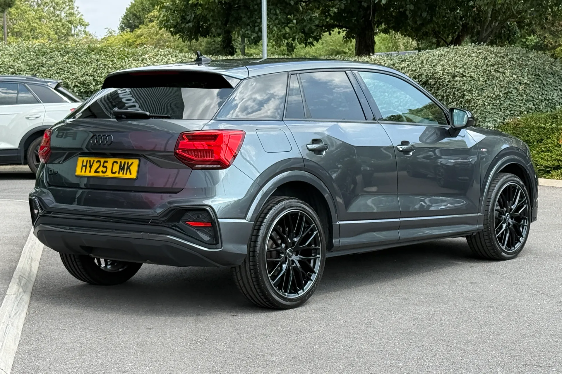 Audi Q2 thumbnail image number 28