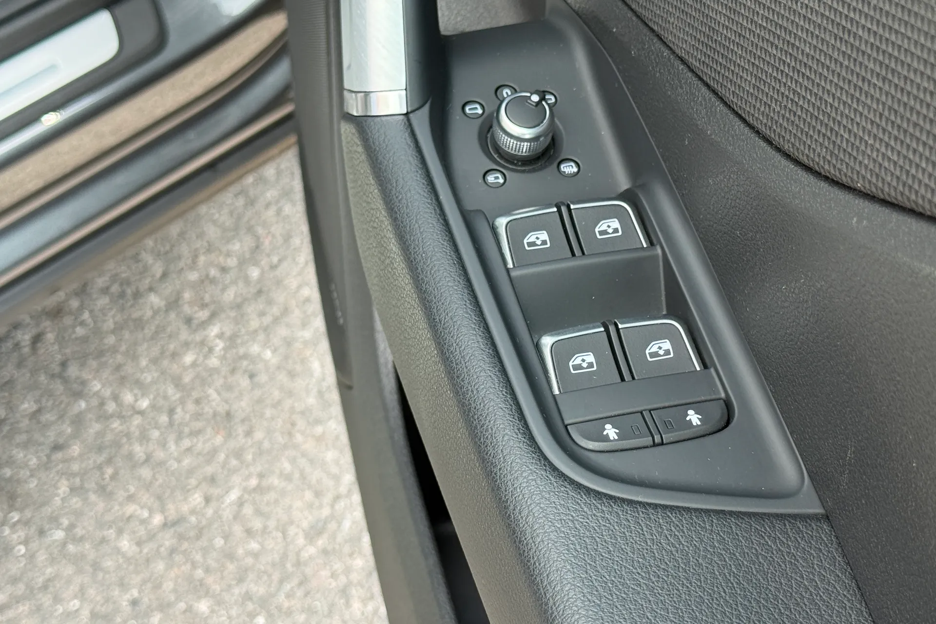 Audi Q2 thumbnail image number 48