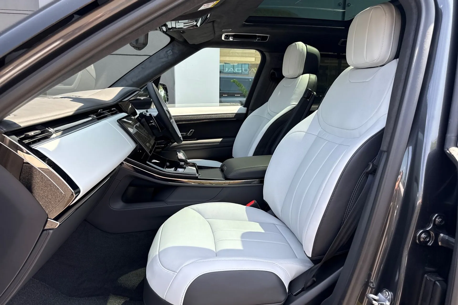 LAND ROVER RANGE ROVER SPORT thumbnail image number 44