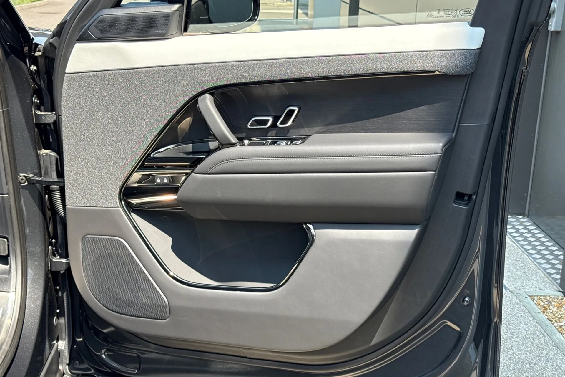 LAND ROVER RANGE ROVER SPORT thumbnail image number 61