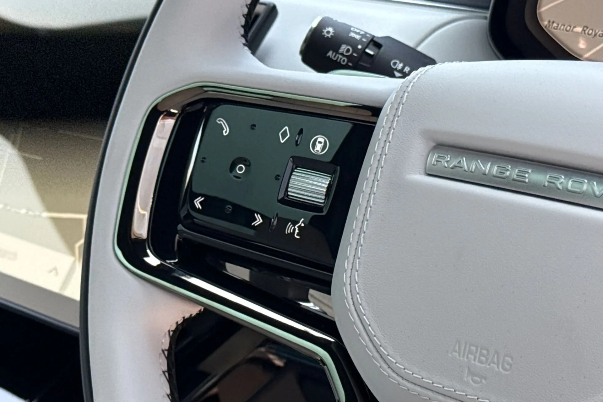 LAND ROVER RANGE ROVER SPORT thumbnail image number 49