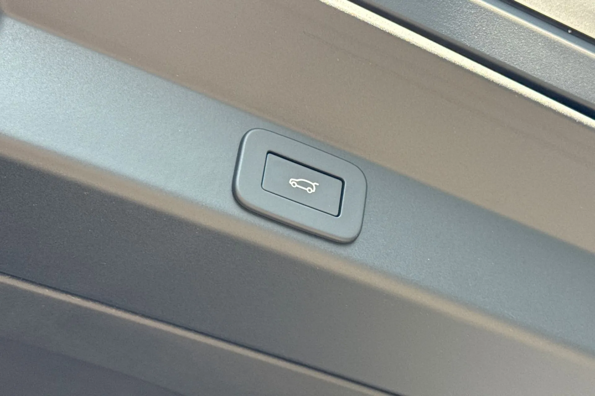 LAND ROVER RANGE ROVER SPORT thumbnail image number 31