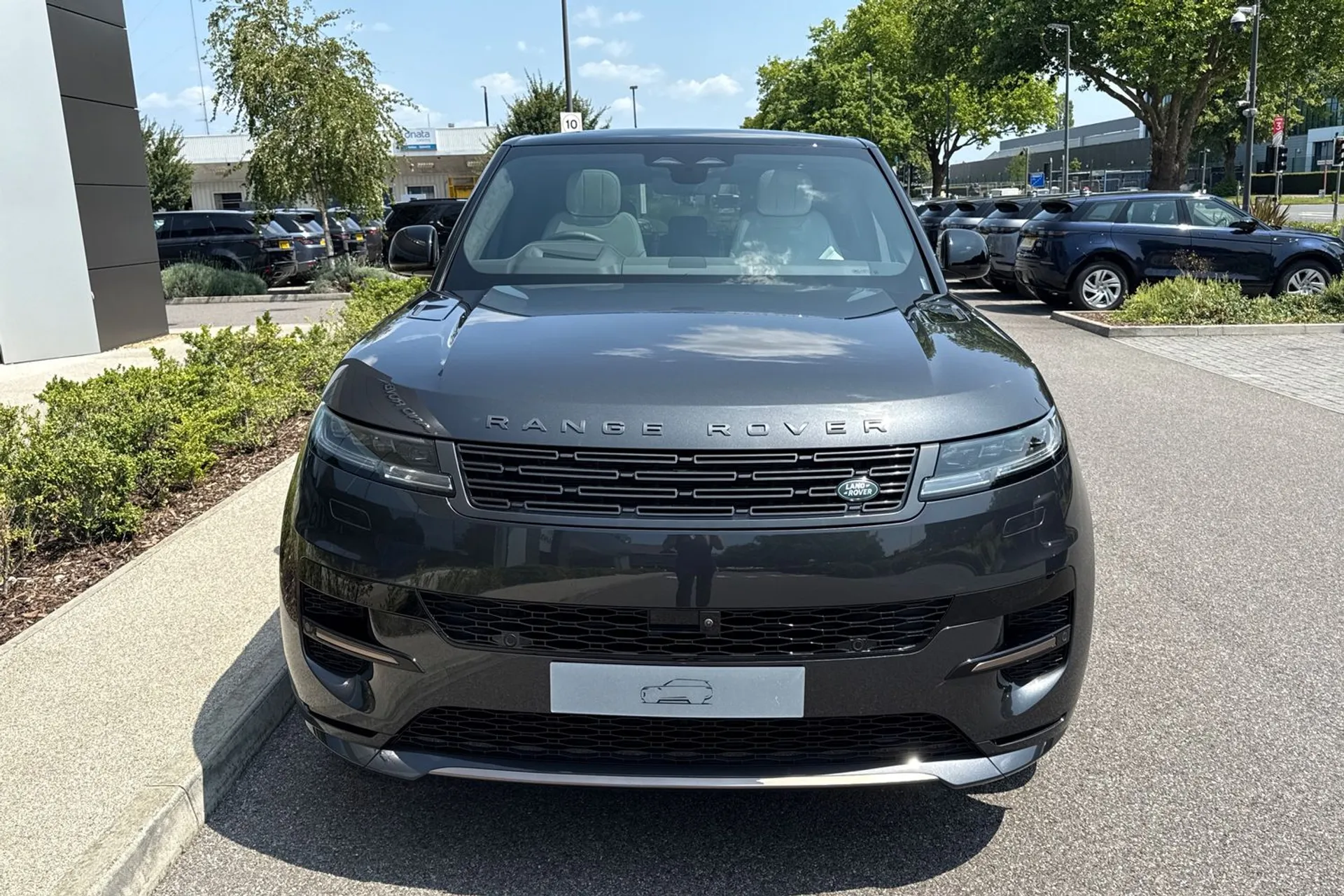 LAND ROVER RANGE ROVER SPORT thumbnail image number 18