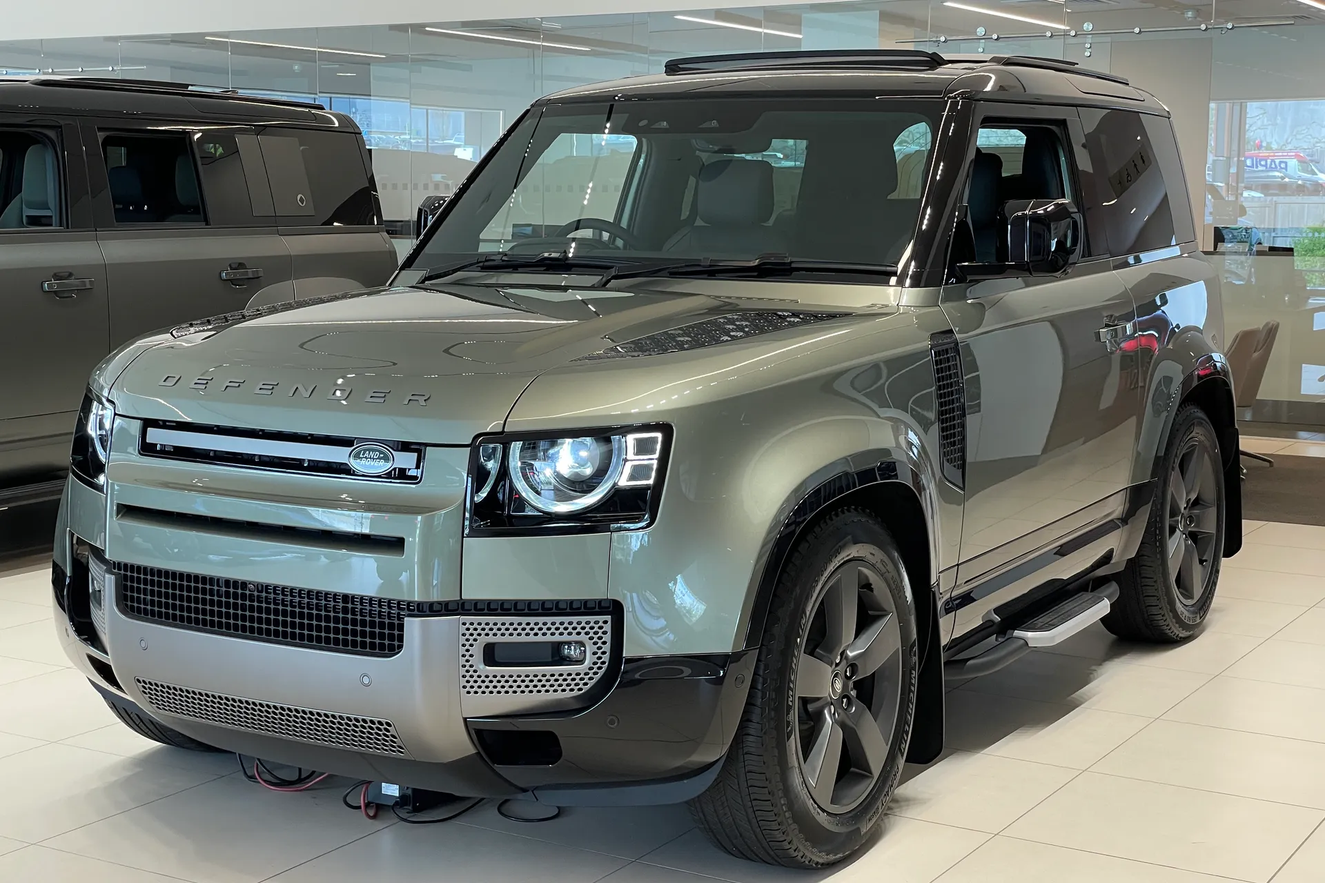 LAND ROVER Defender 90 thumbnail image number 5