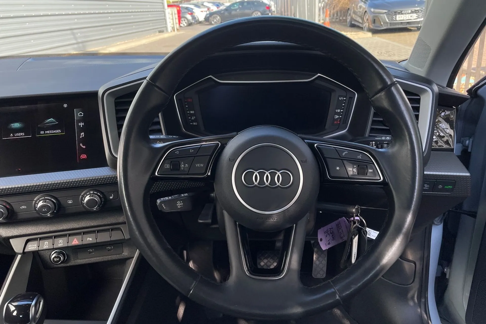 Audi A1 thumbnail image number 39