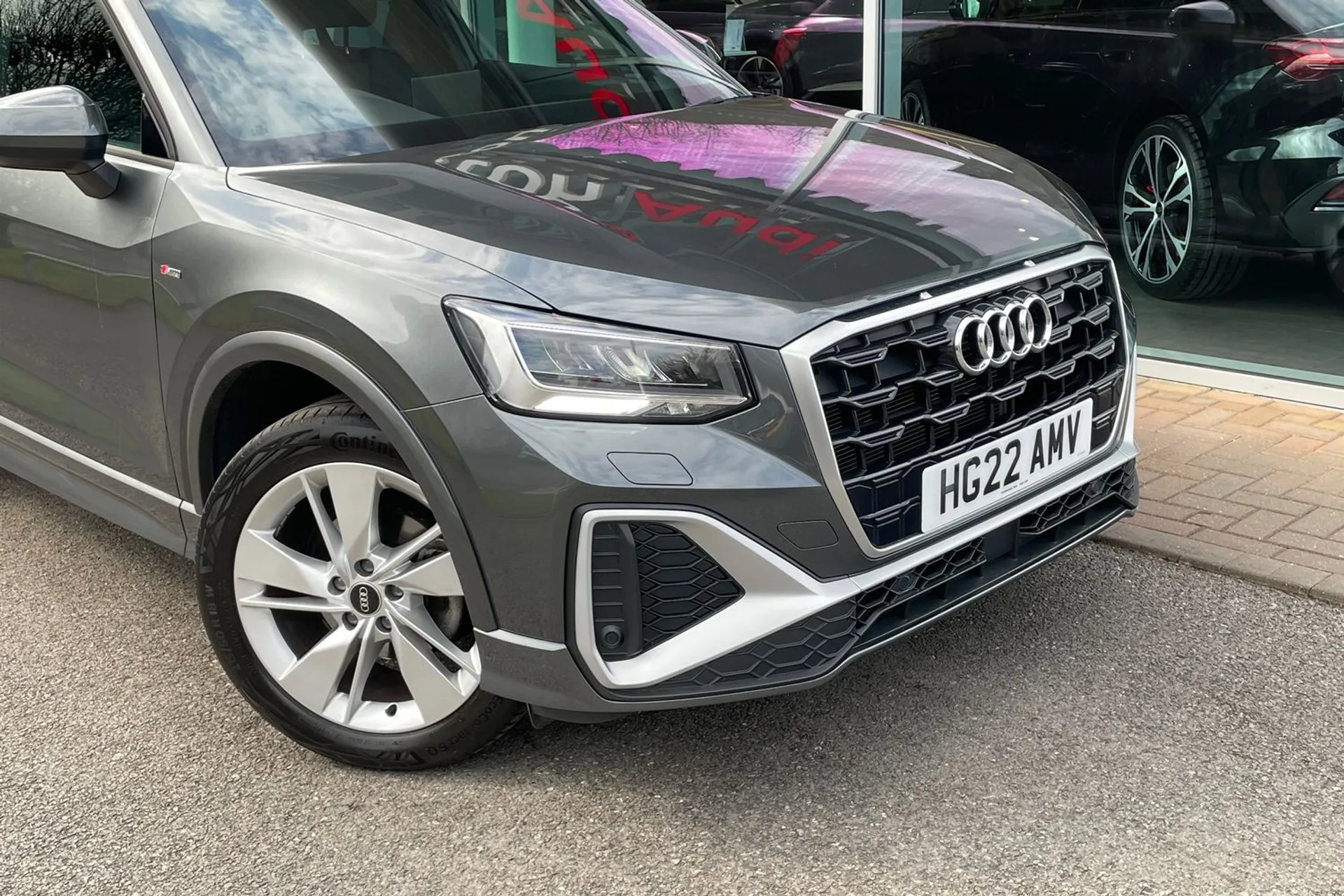 Audi Q2 thumbnail image number 16