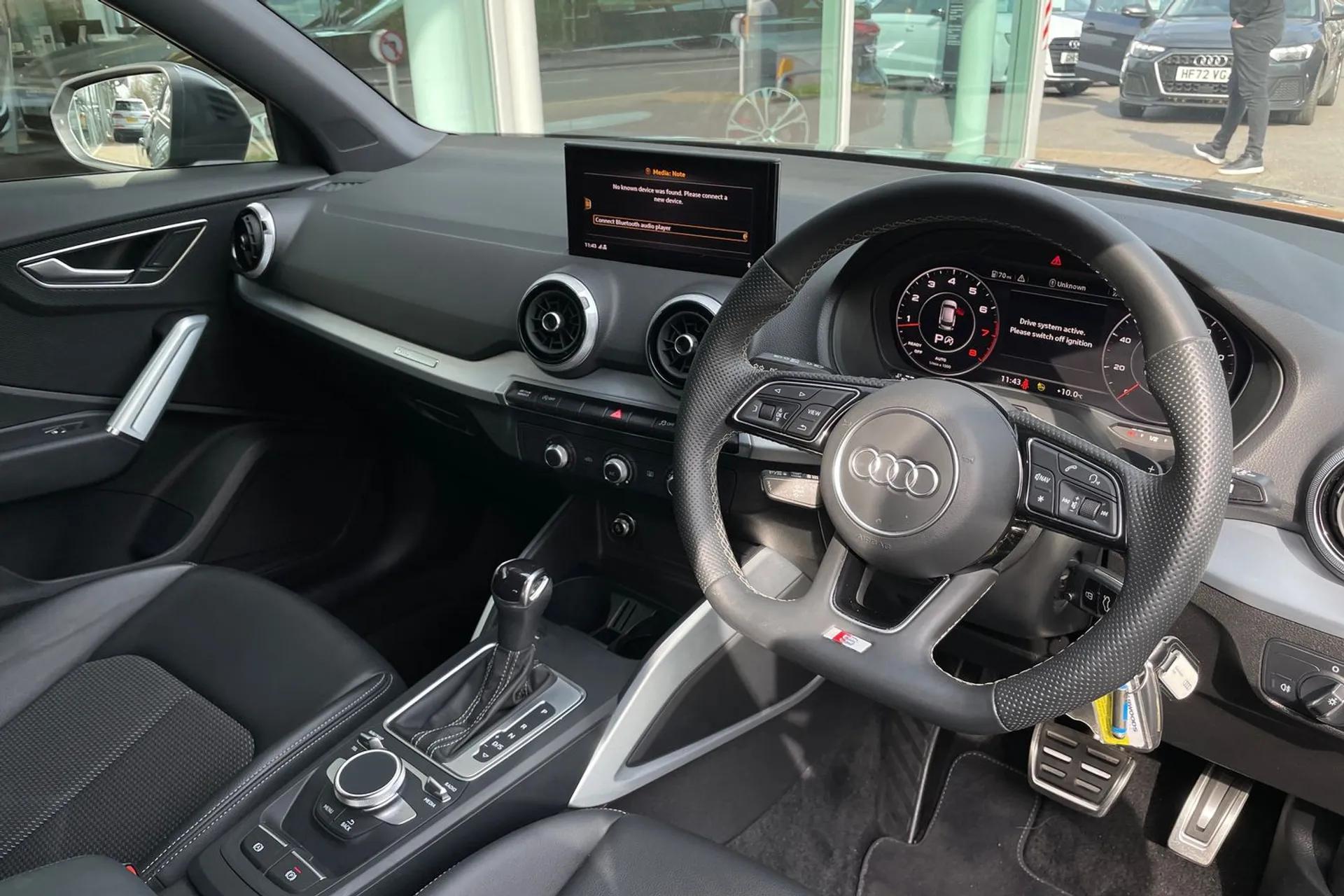 Audi Q2 thumbnail image number 25