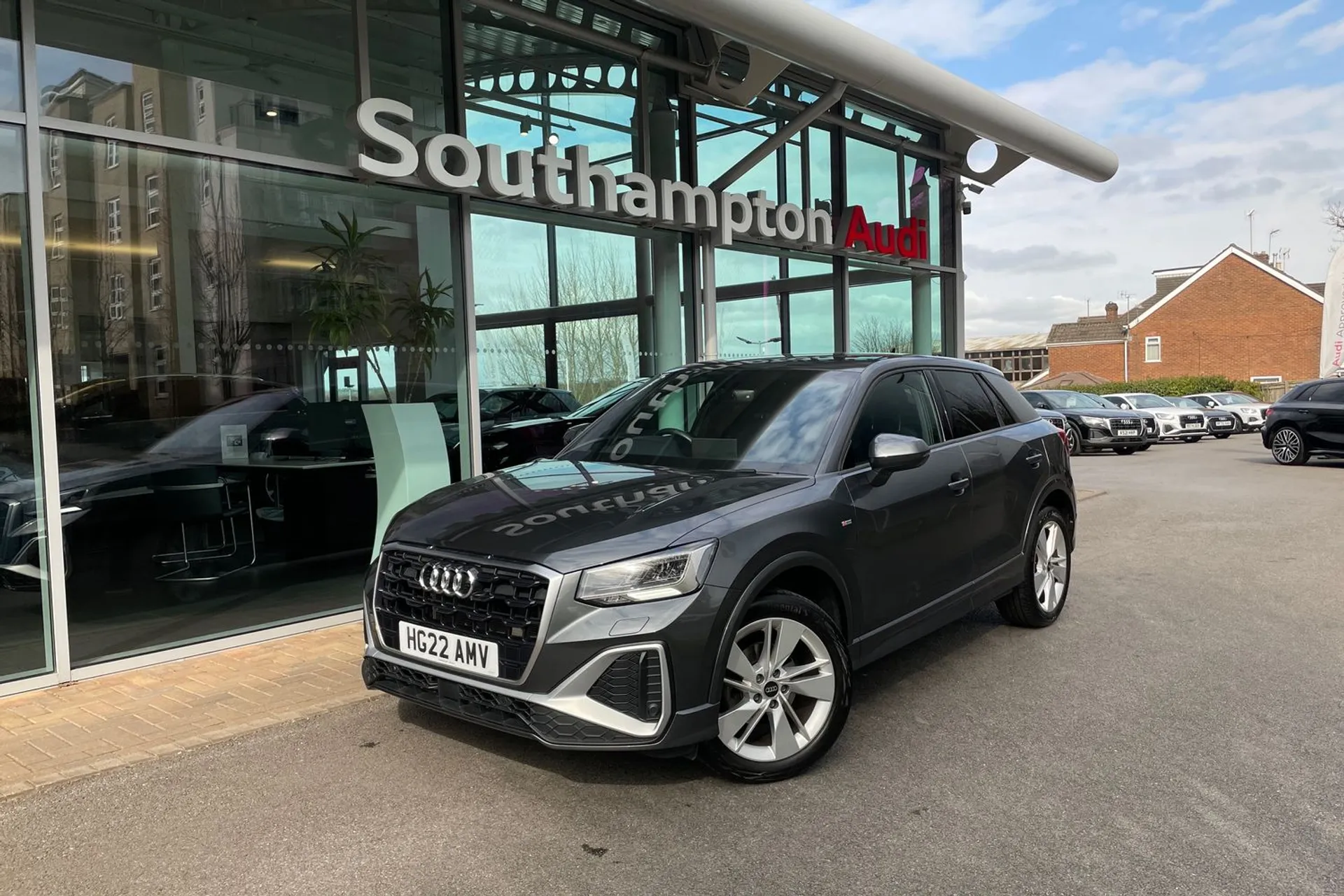 Audi Q2 thumbnail image number 9