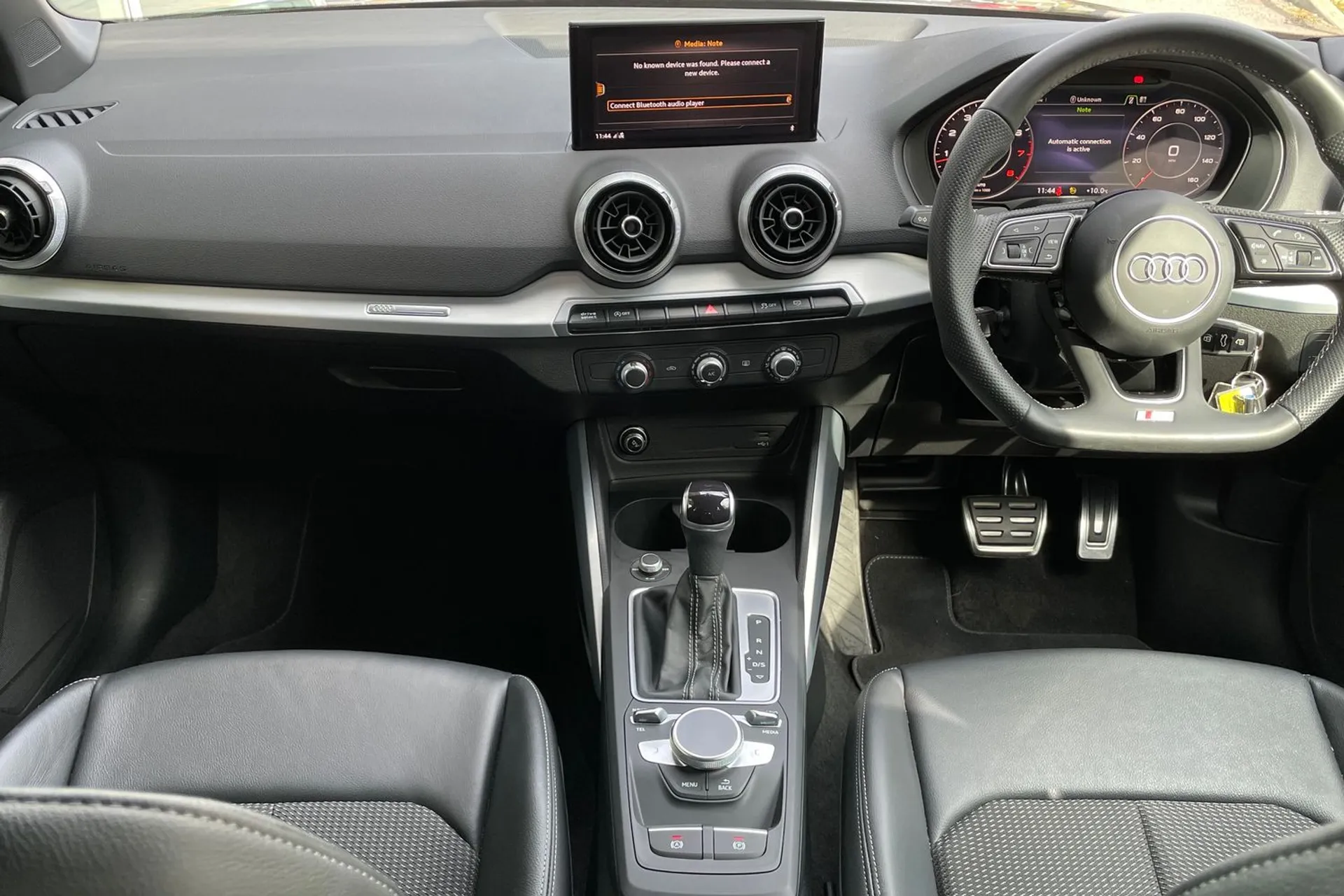 Audi Q2 thumbnail image number 34