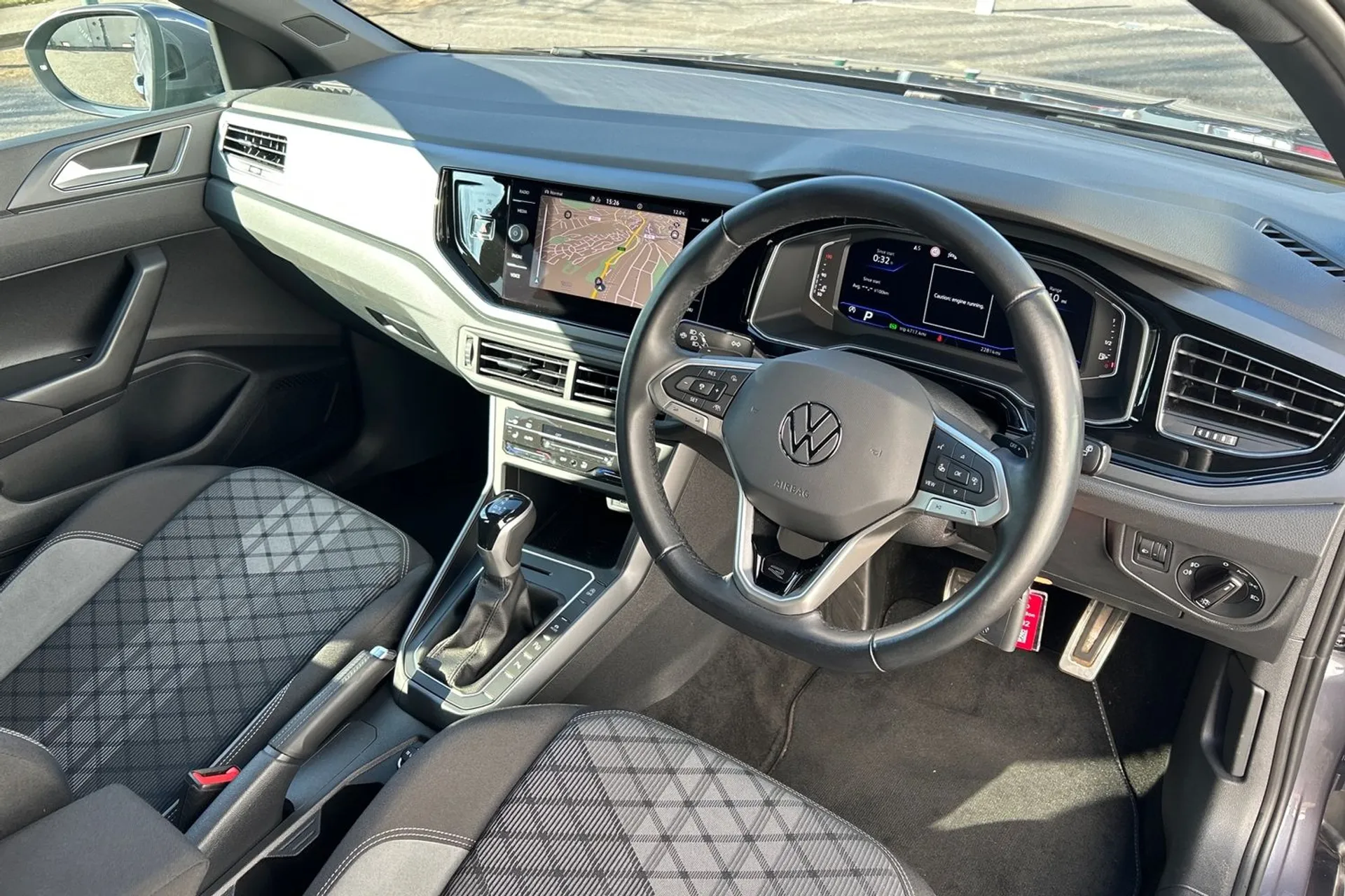 VOLKSWAGEN TAIGO thumbnail image number 12