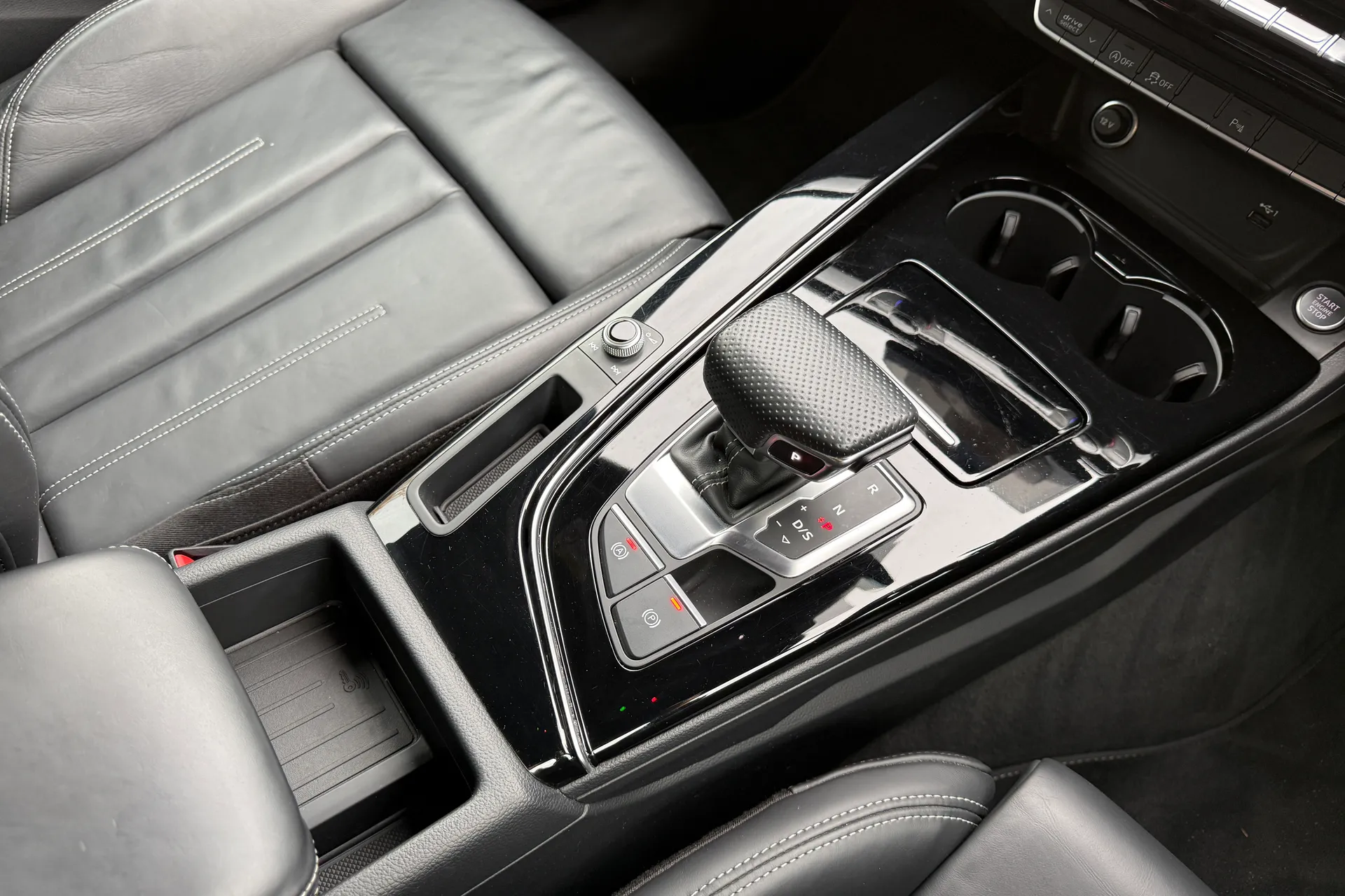 Audi A5 thumbnail image number 42