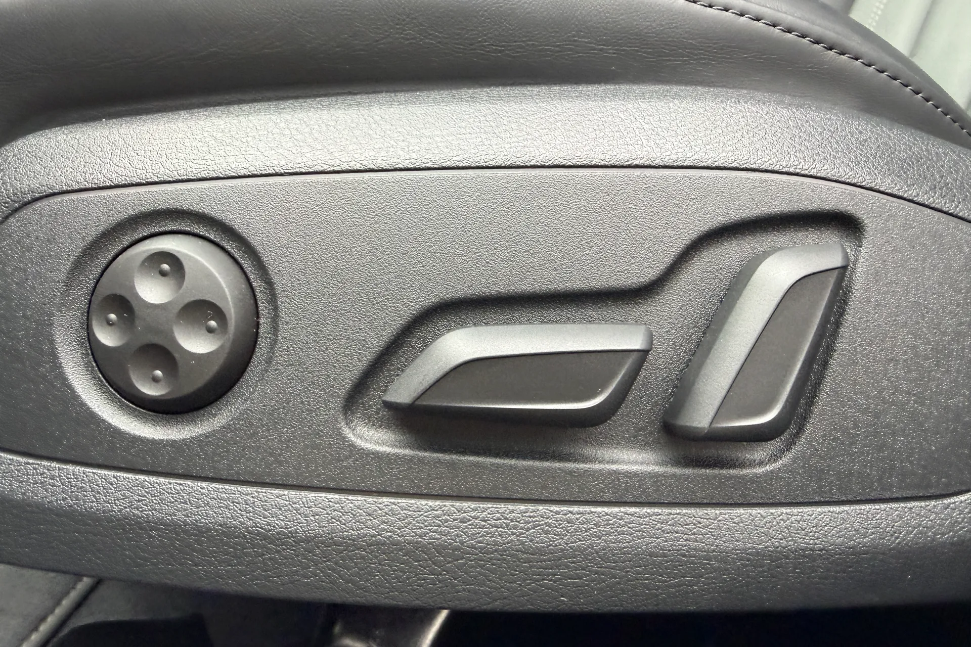 Audi A5 thumbnail image number 17