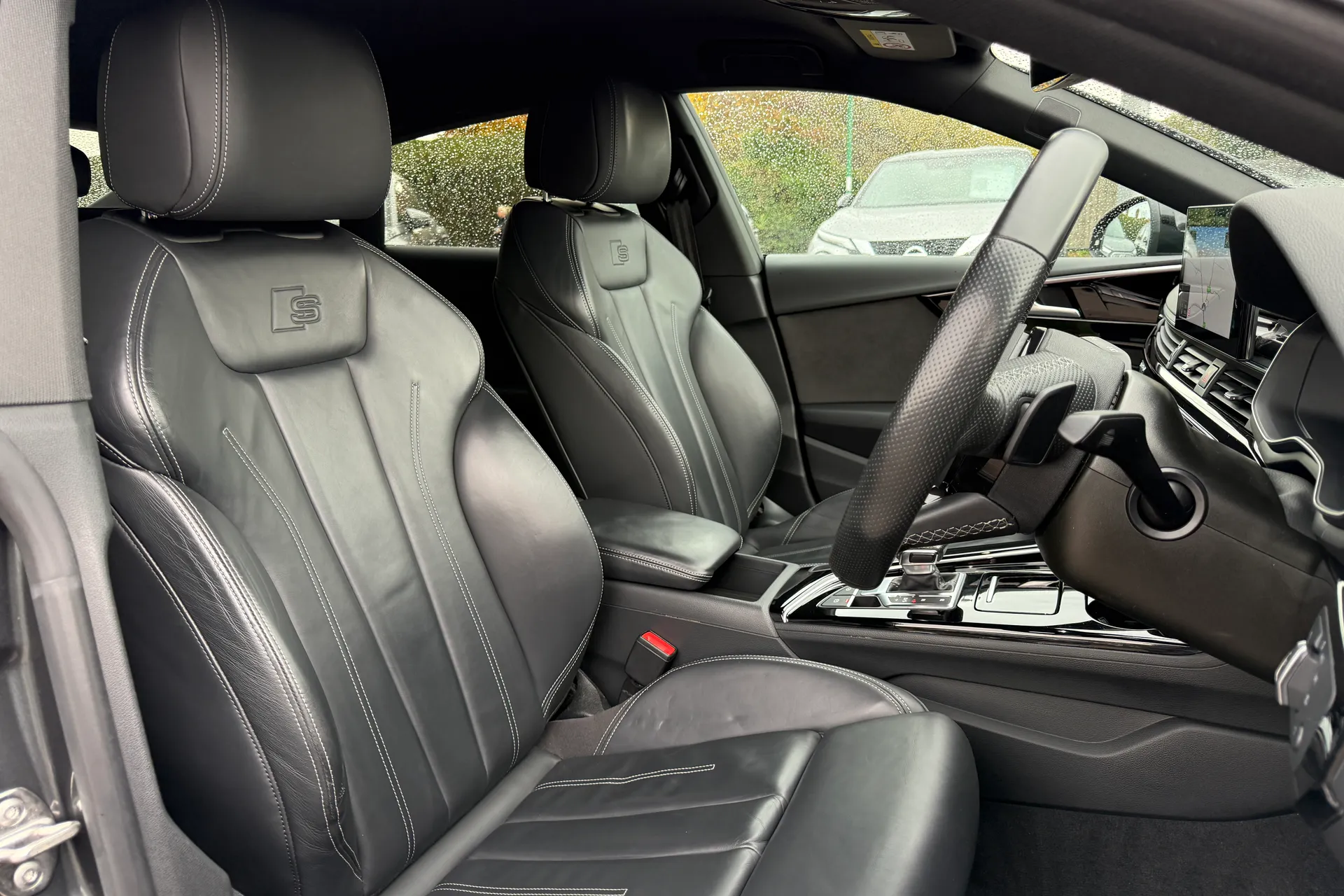 Audi A5 thumbnail image number 29