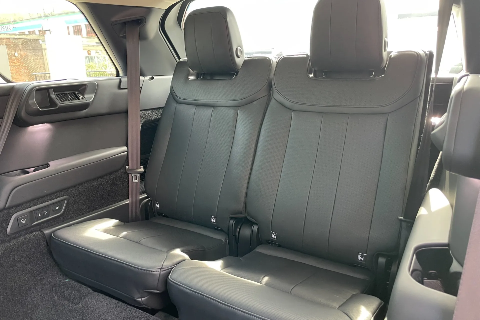 LAND ROVER RANGE ROVER thumbnail image number 26