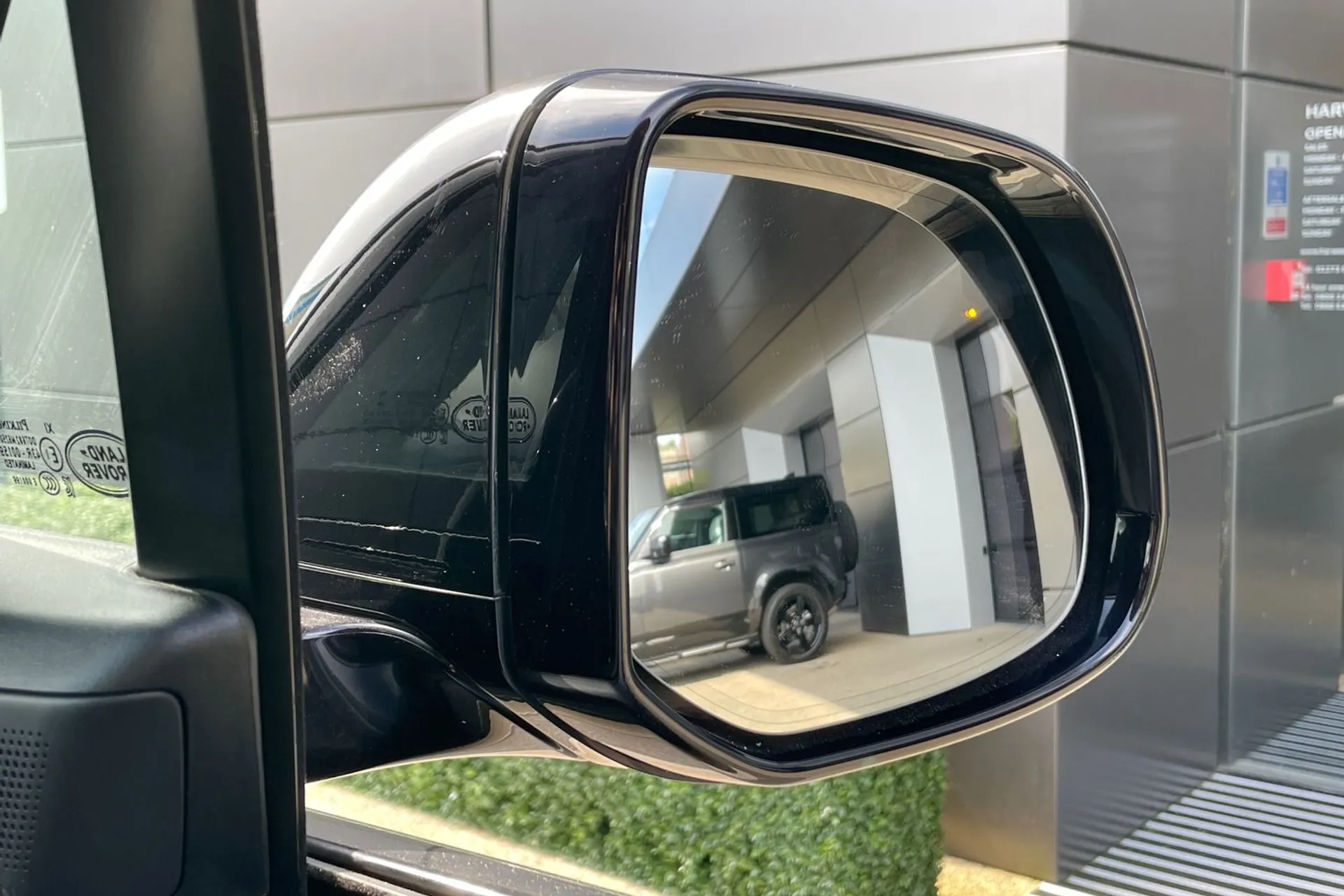 LAND ROVER RANGE ROVER thumbnail image number 14