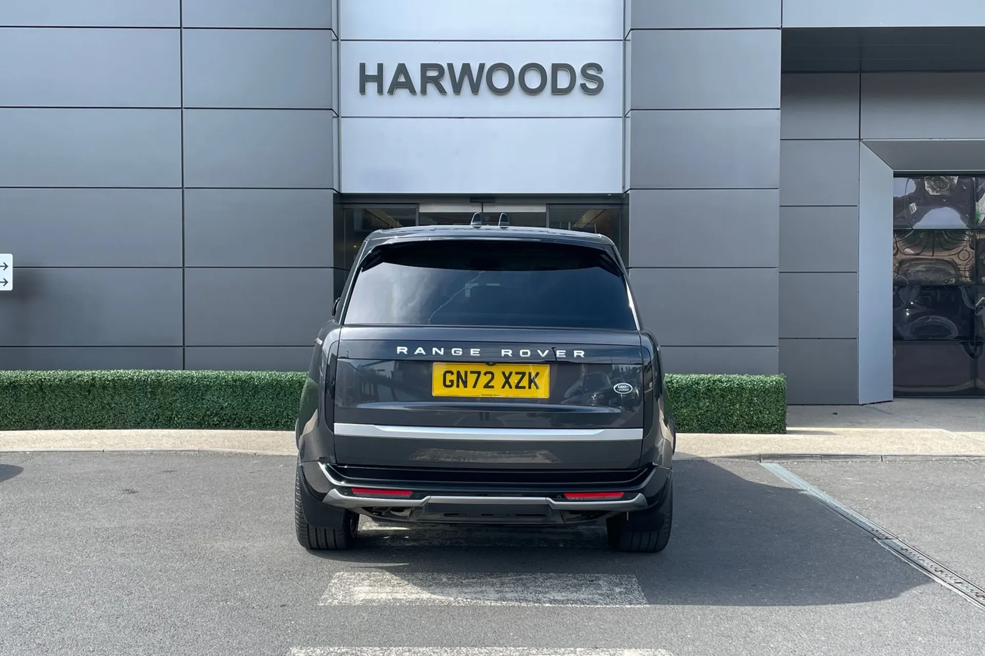 LAND ROVER RANGE ROVER thumbnail image number 11