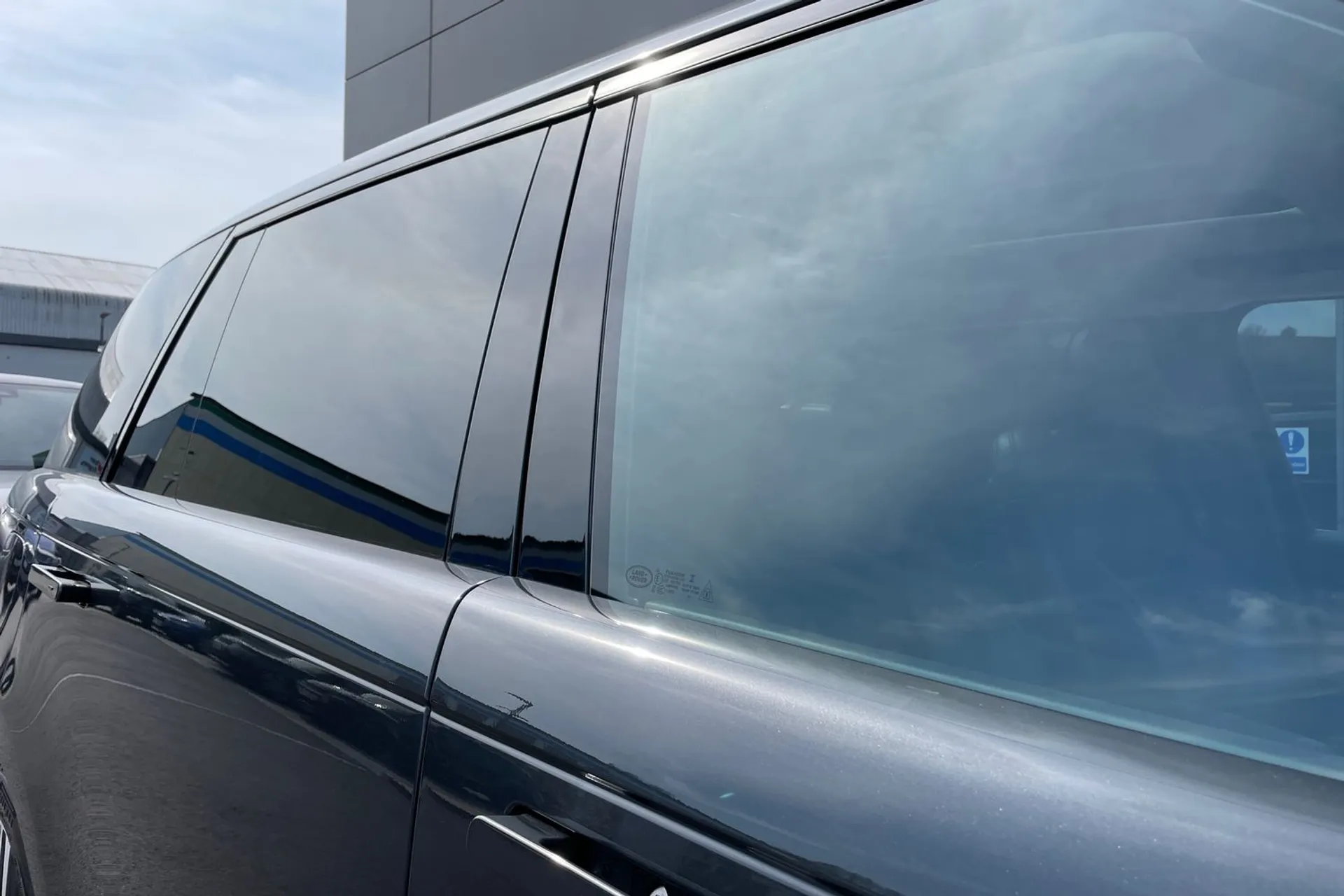 LAND ROVER RANGE ROVER thumbnail image number 39